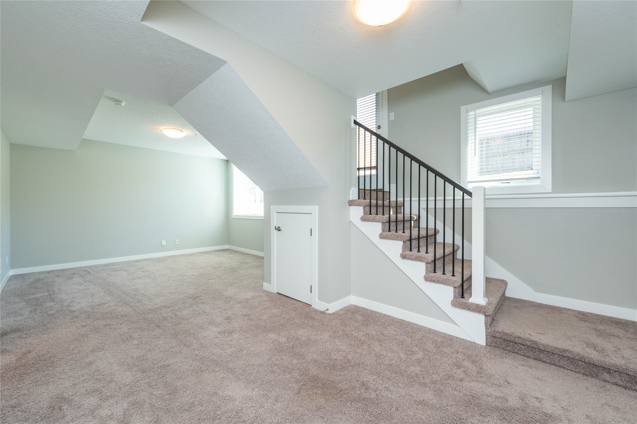 1405 NE Mocking Bird Lane