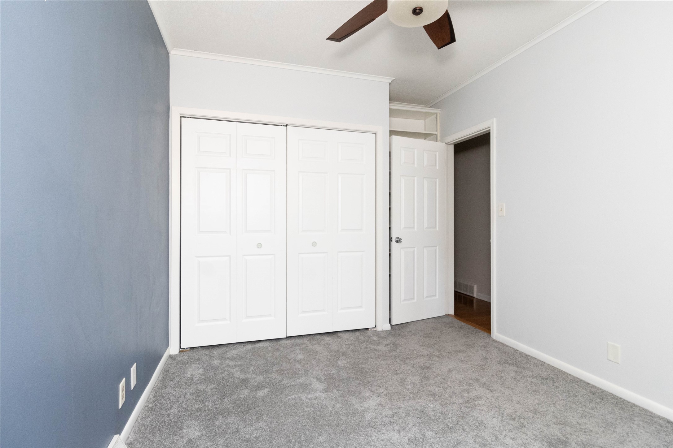 5322 Ingersoll Avenue A-1