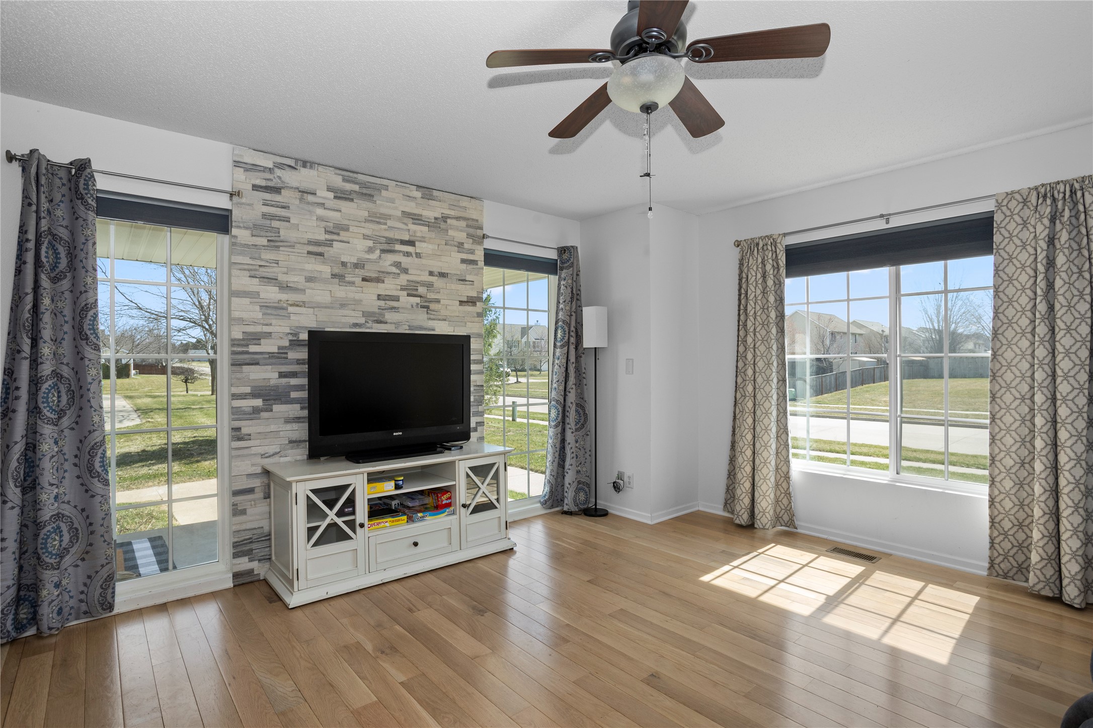 85 SE Melrose Drive