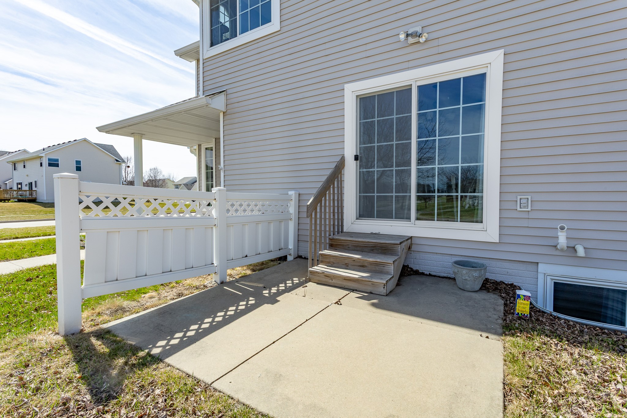 85 SE Melrose Drive