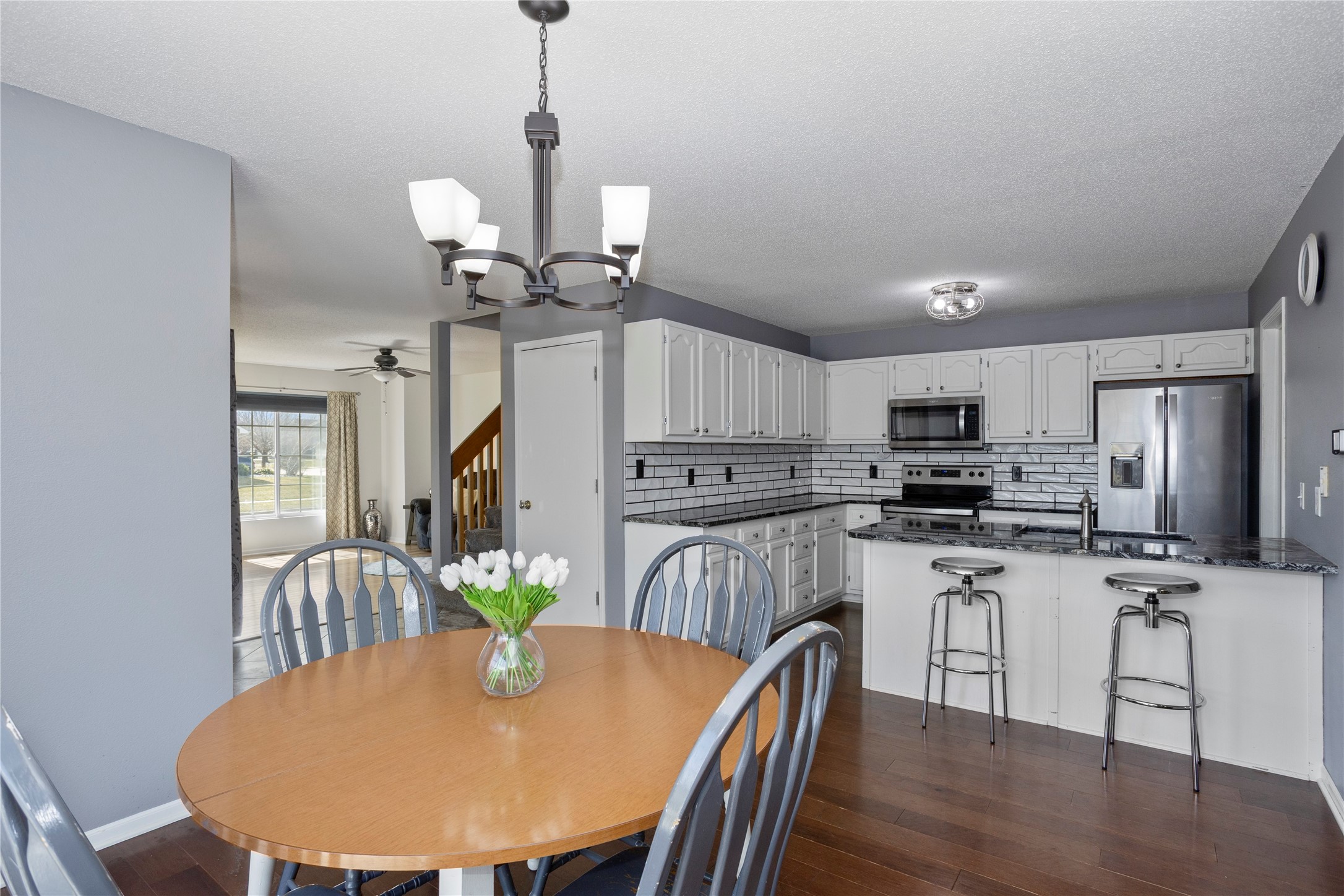 85 SE Melrose Drive