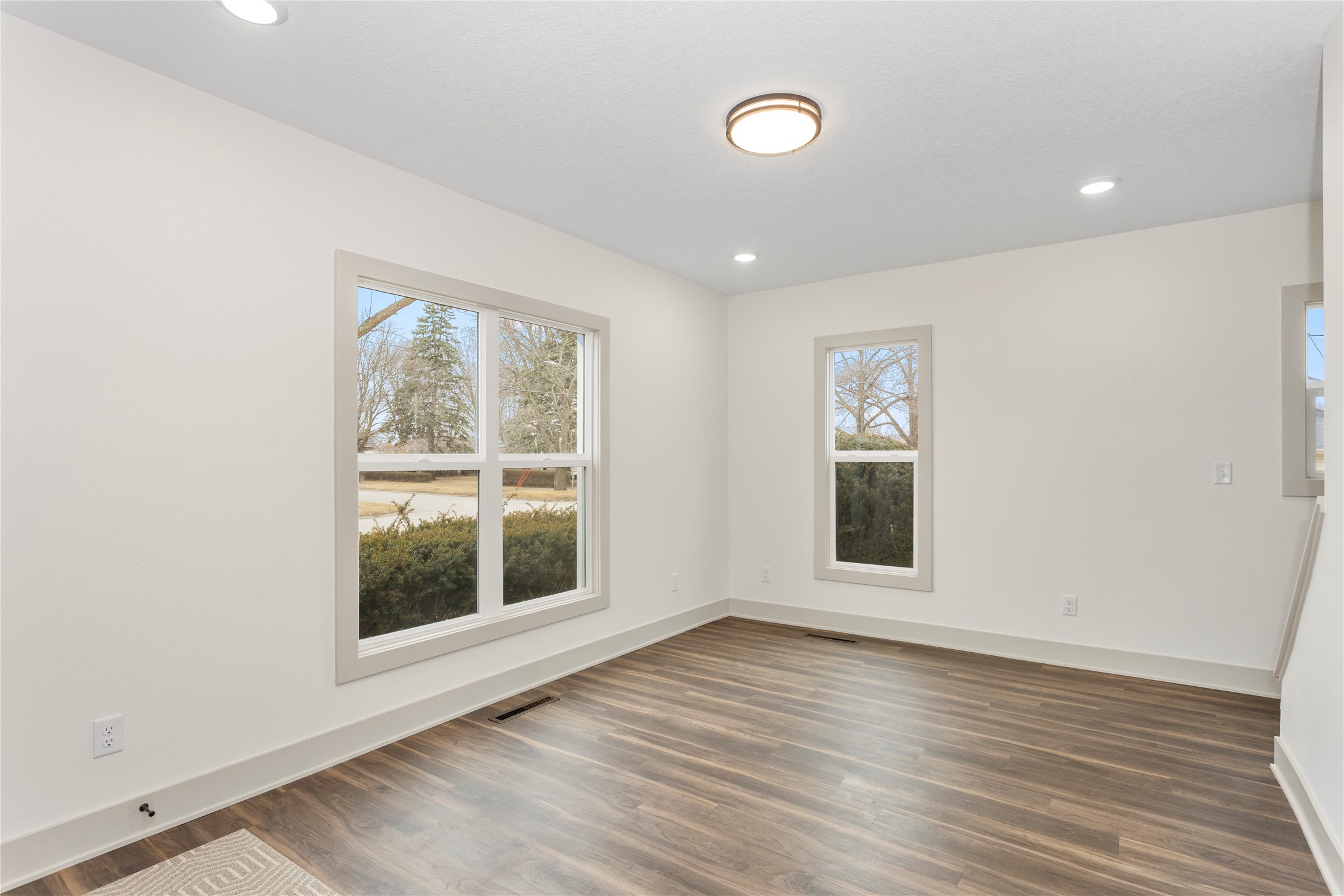 155 NW 2nd Street