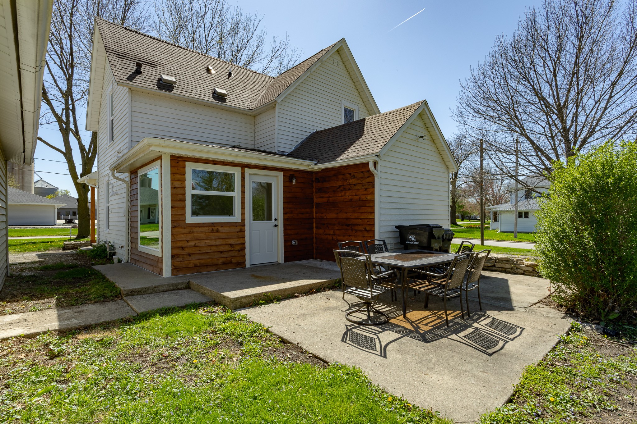 155 NW 2nd Street