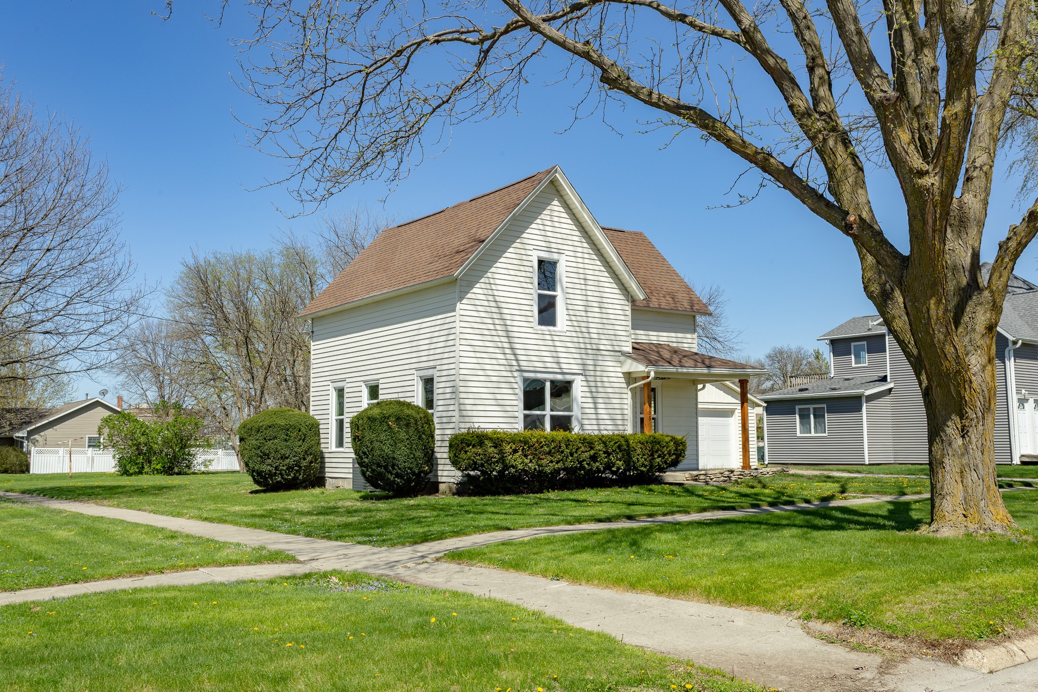 155 NW 2nd Street