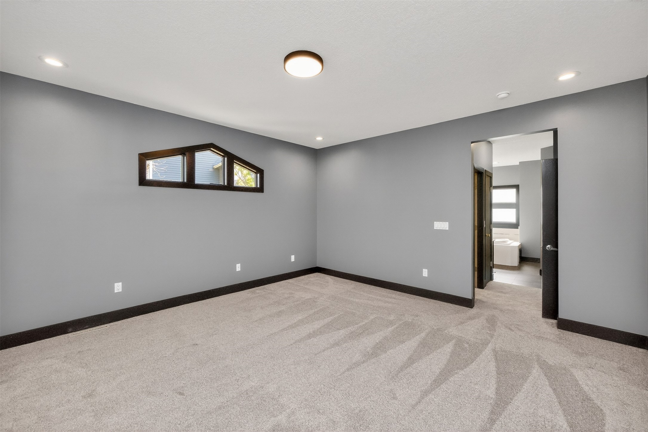 14881 Woodcrest Drive