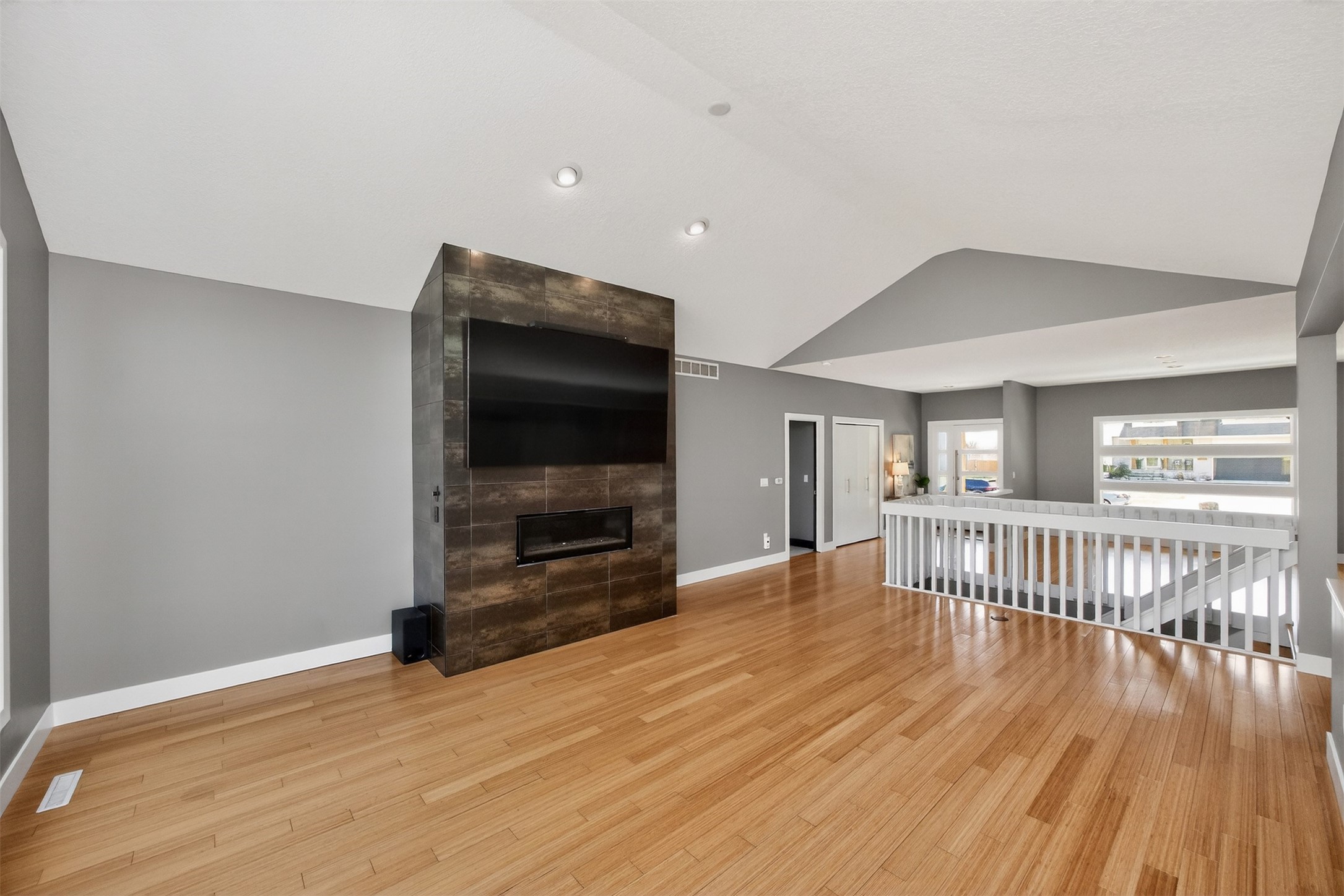 14881 Woodcrest Drive
