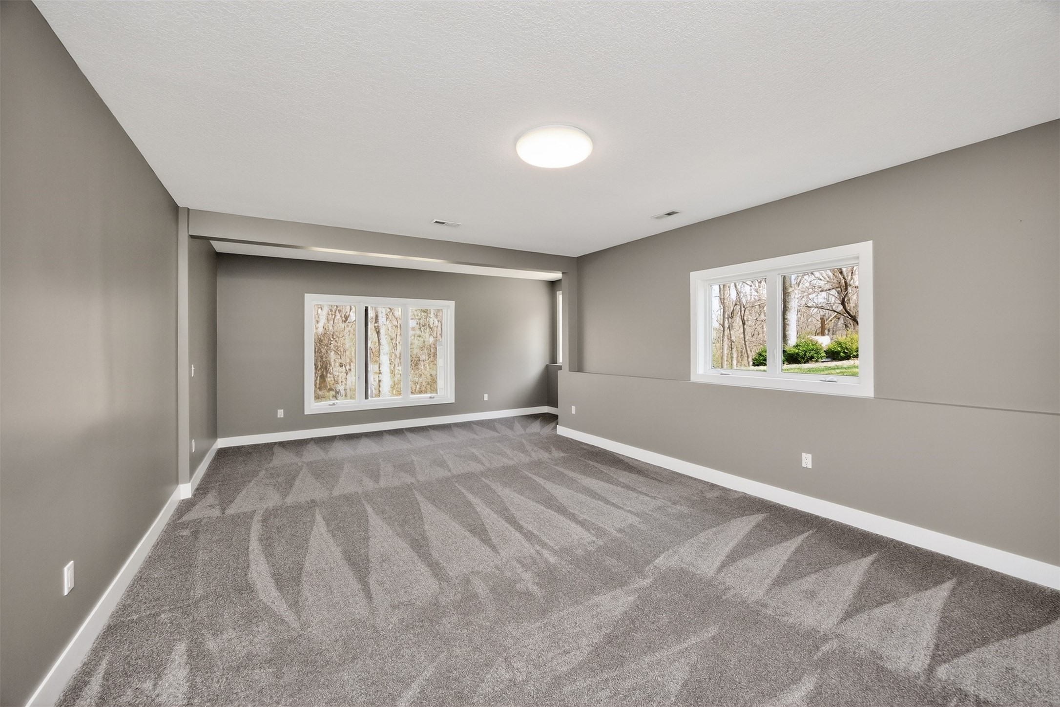 14881 Woodcrest Drive
