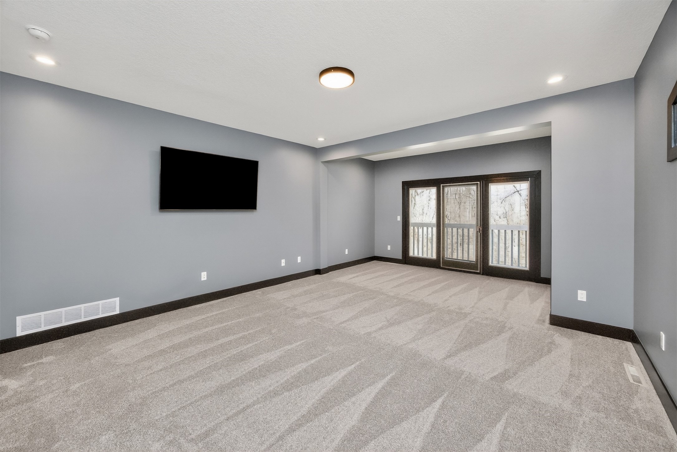 14881 Woodcrest Drive