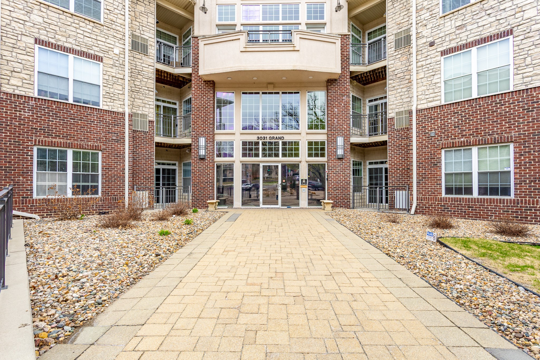 3031 Grand Avenue 116
