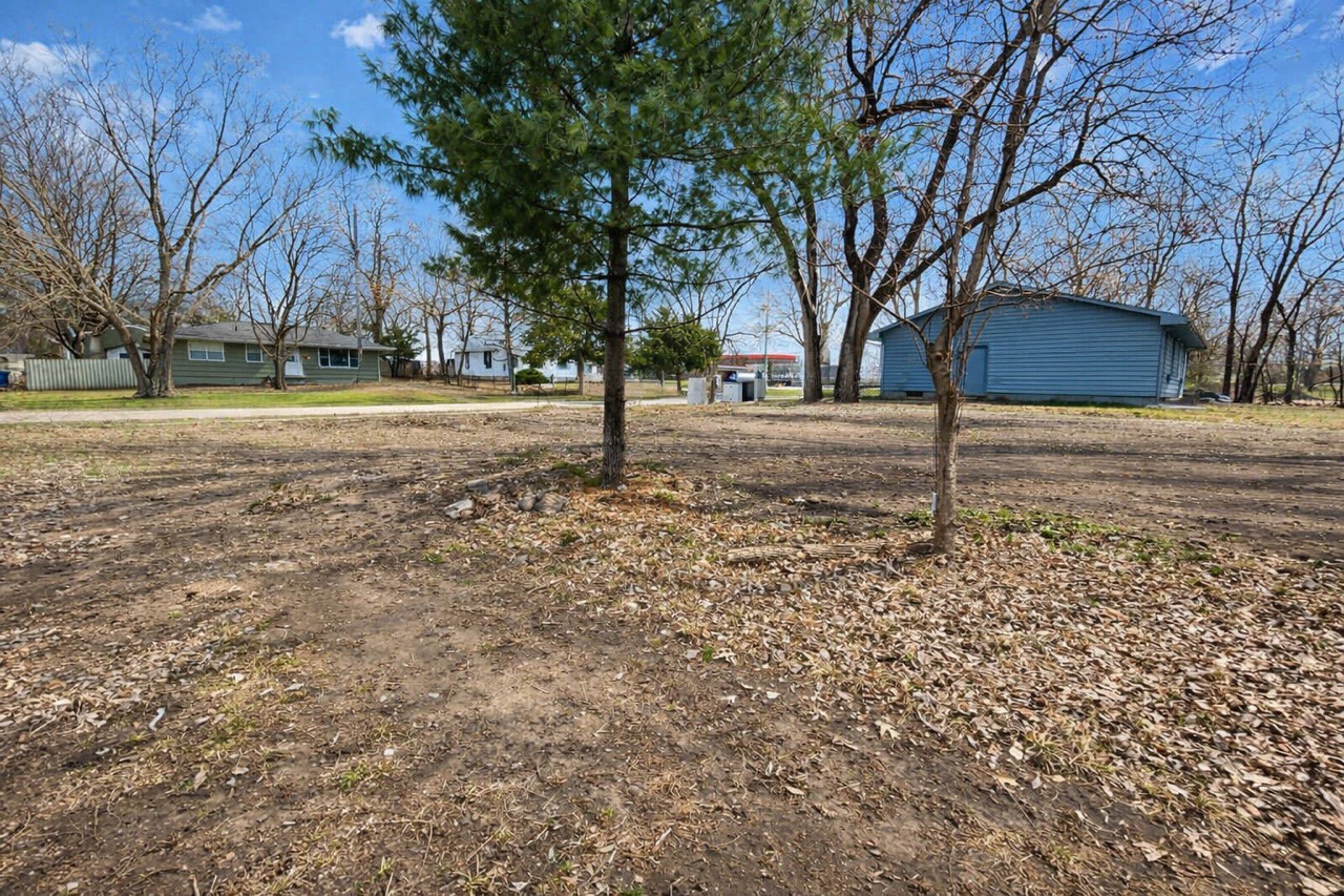3016 Raccoon Street