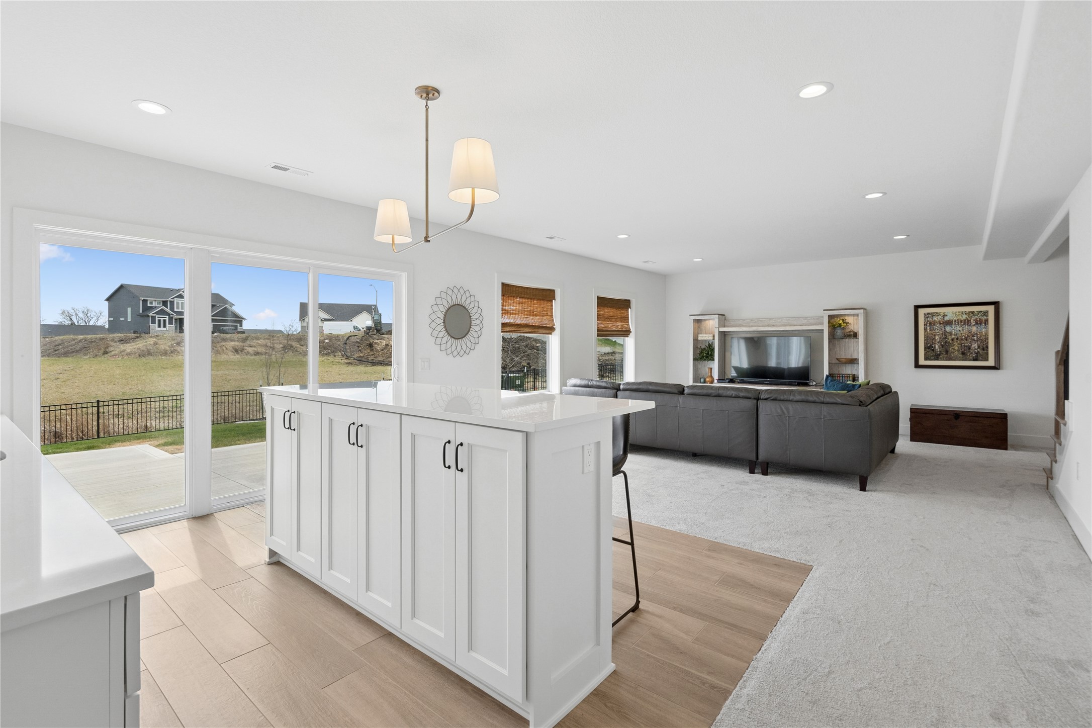 40 NW Valleyview Drive