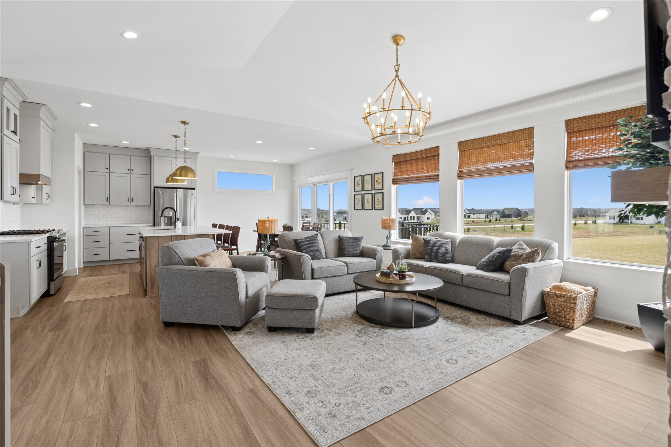 40 NW Valleyview Drive