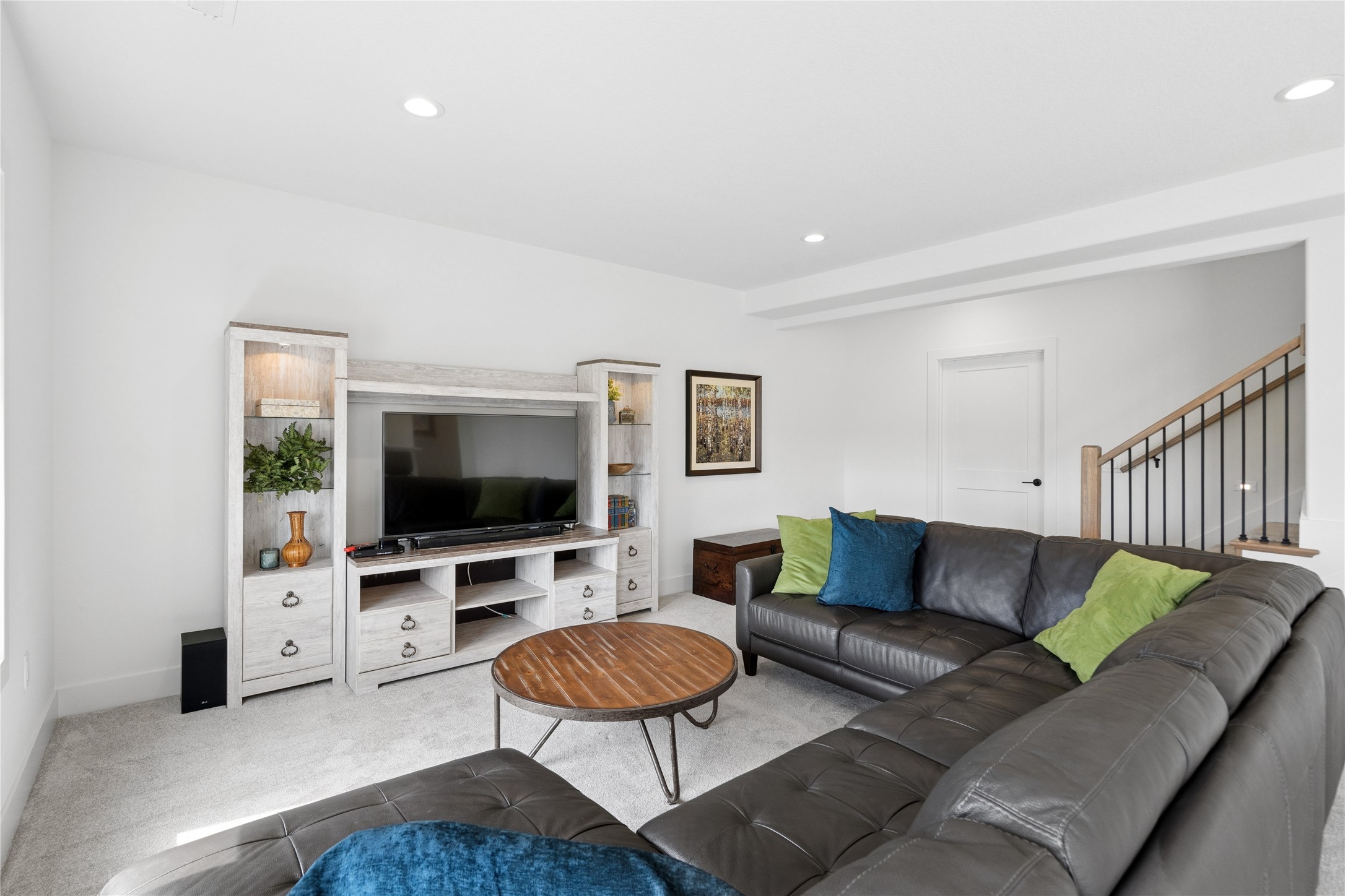 40 NW Valleyview Drive