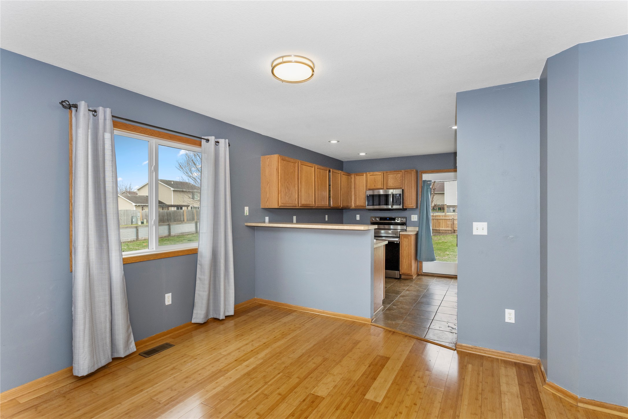 1526 94th Street