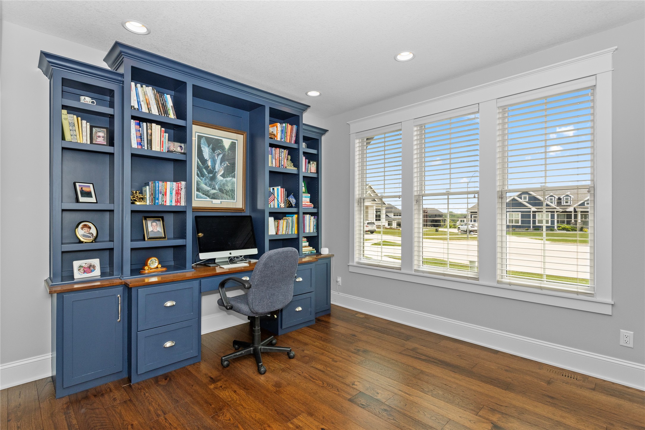 2630 Crescent Ridge Drive