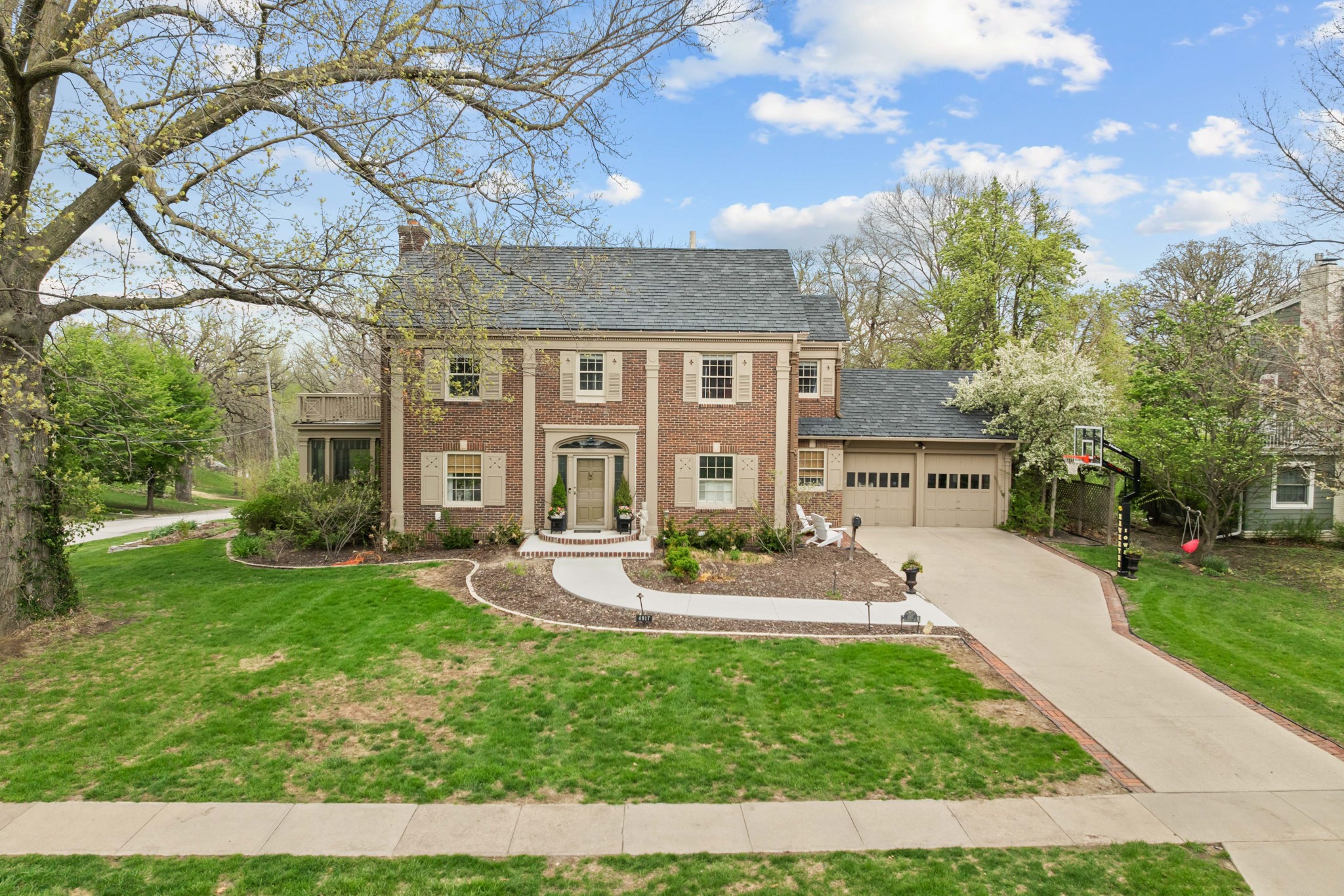 4917 Harwood Drive