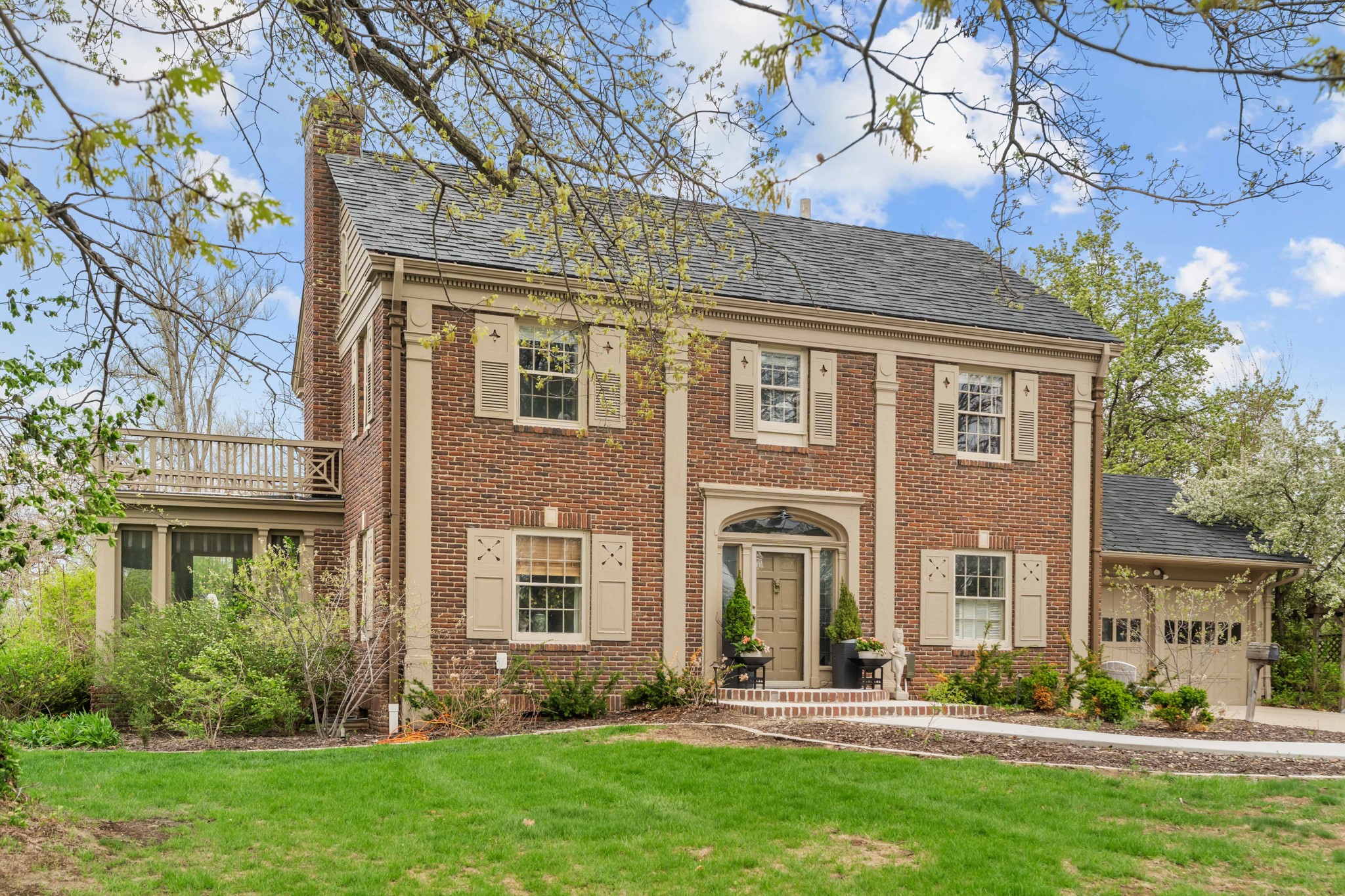 4917 Harwood Drive