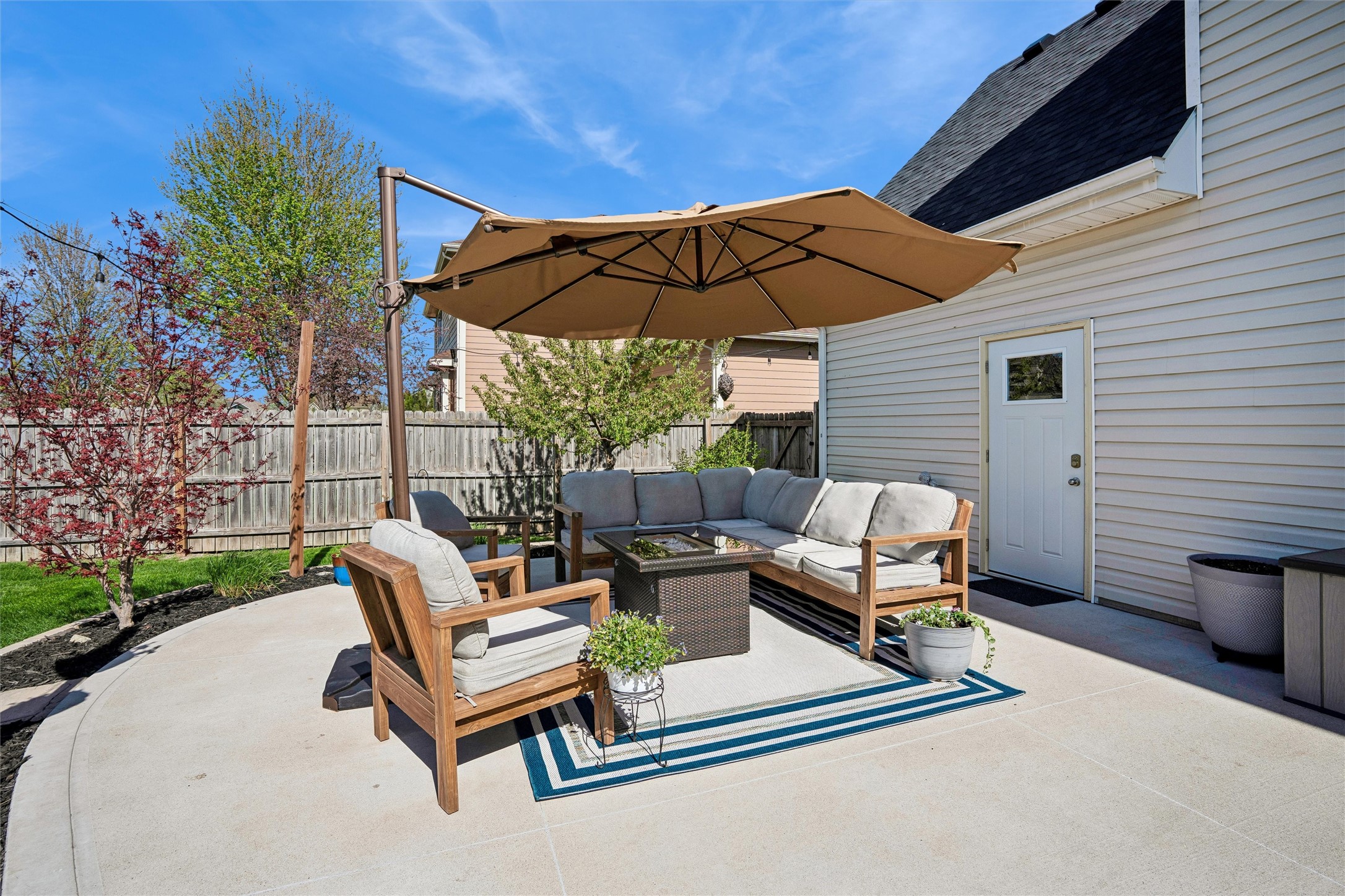 10405 Stonebridge Drive