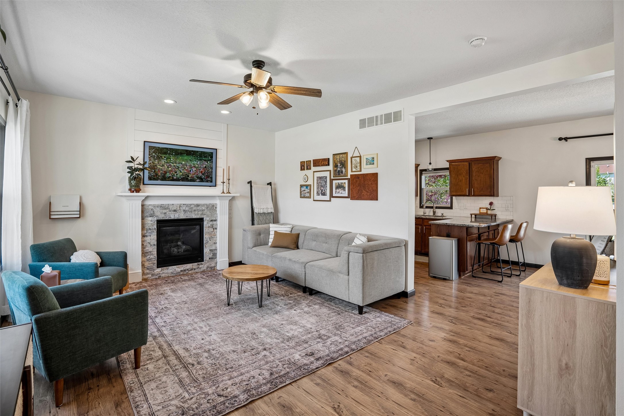 10405 Stonebridge Drive