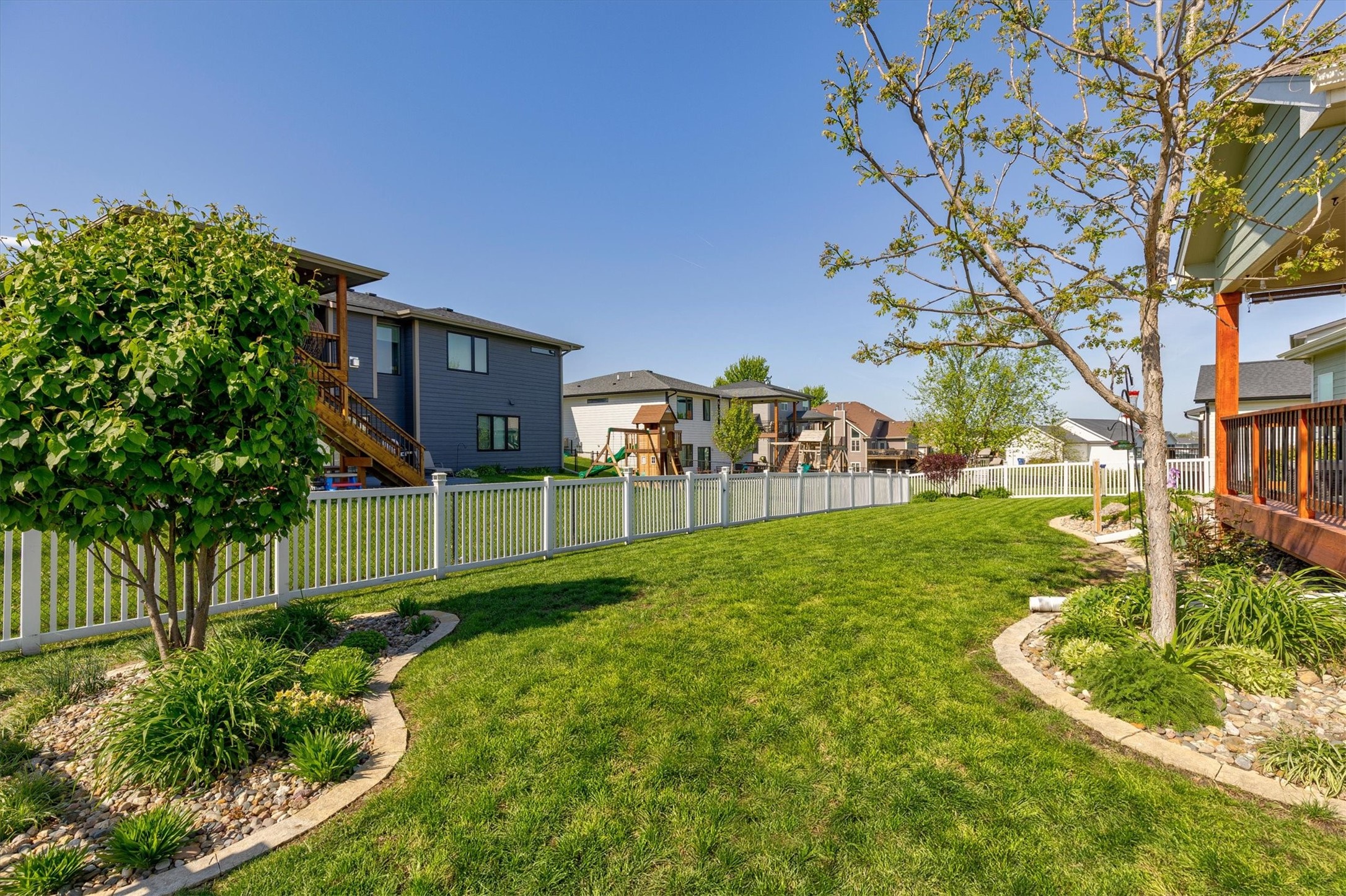 5270 Bulldog Avenue