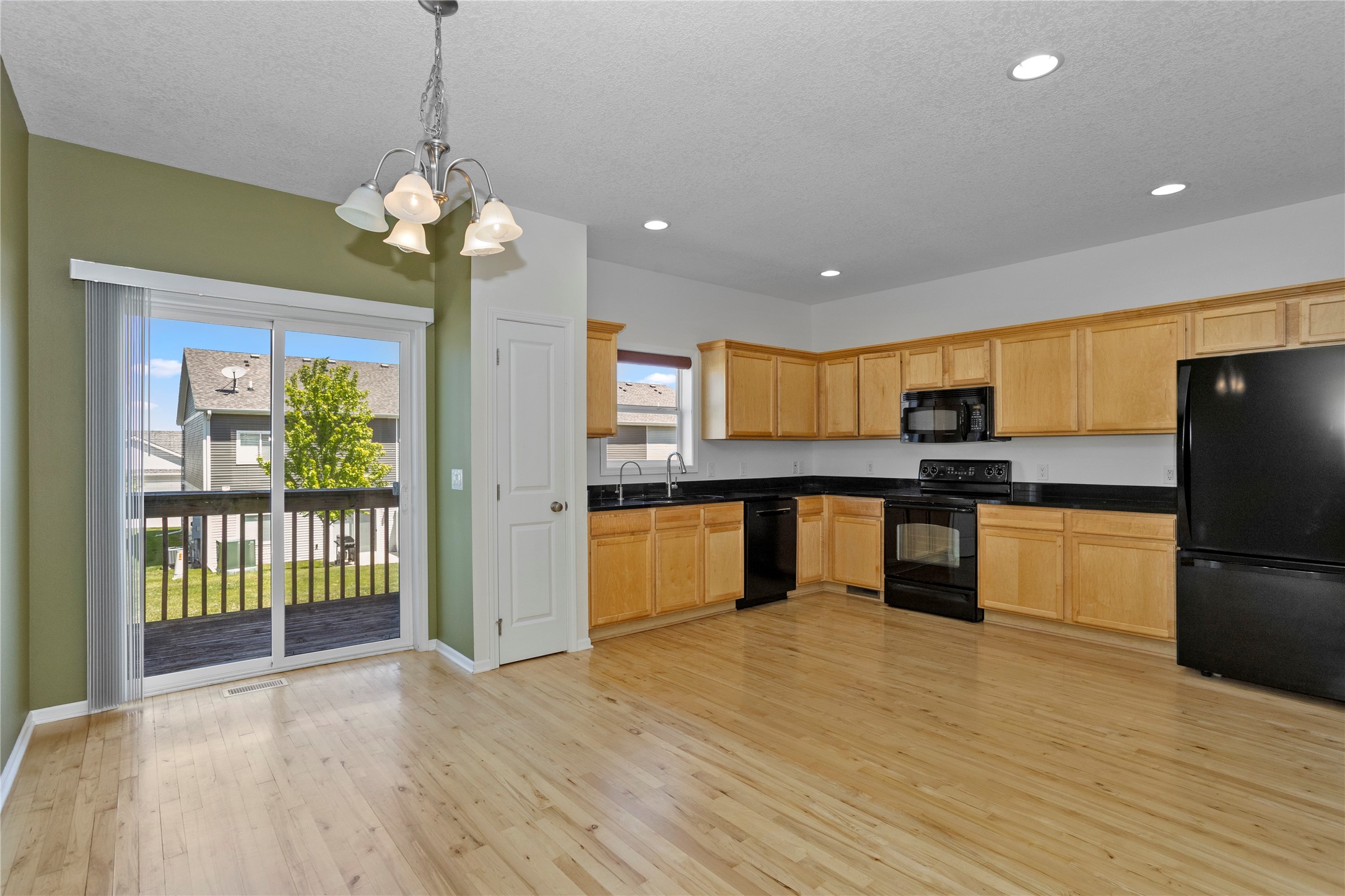 165 SE Booth Avenue