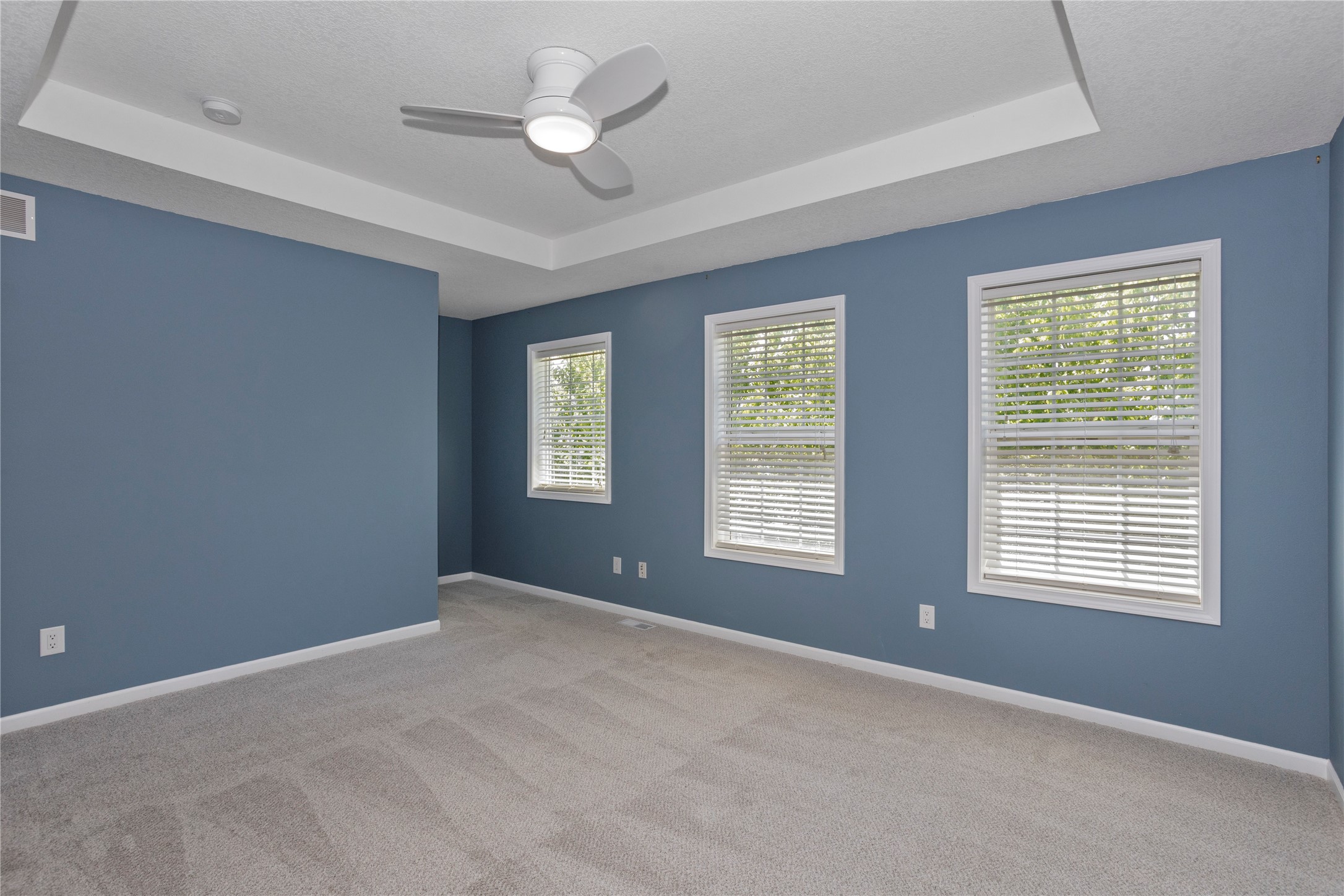 165 SE Booth Avenue