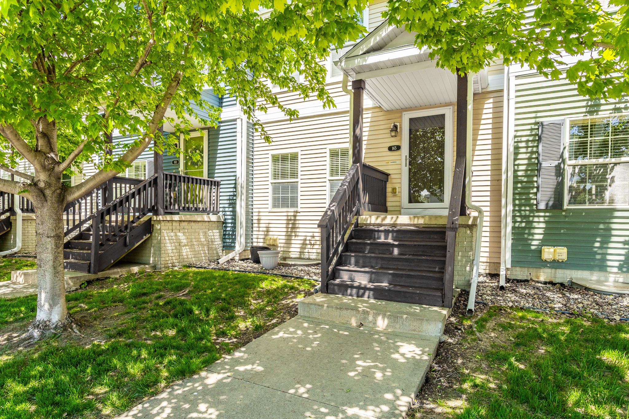 165 SE Booth Avenue
