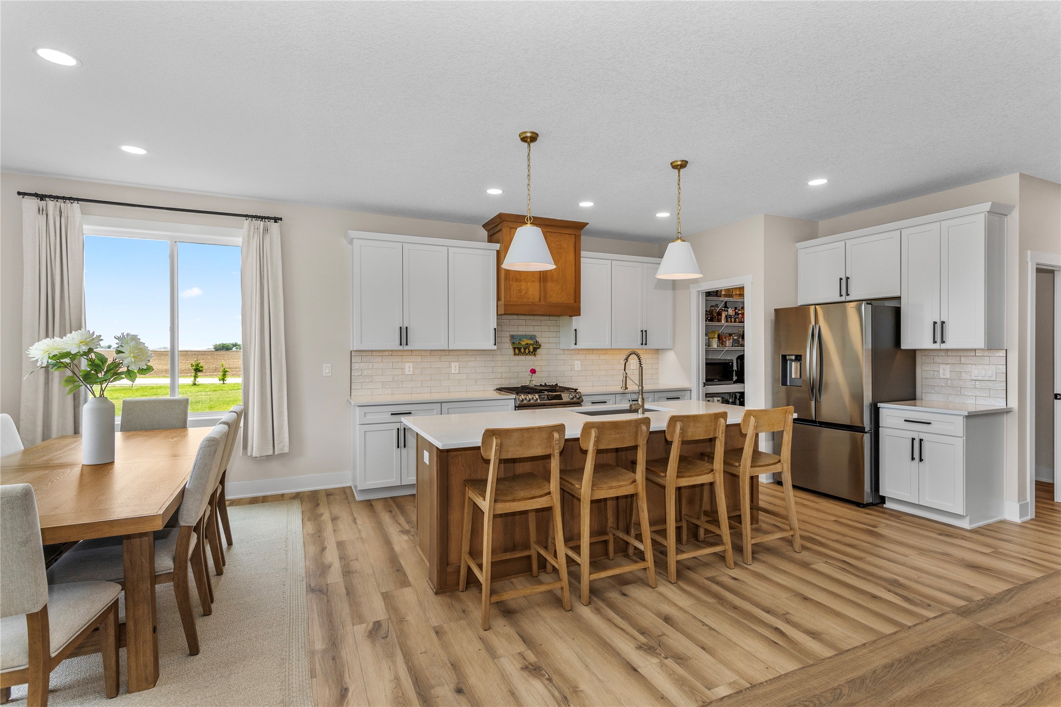 1540 NW Bull Run Court