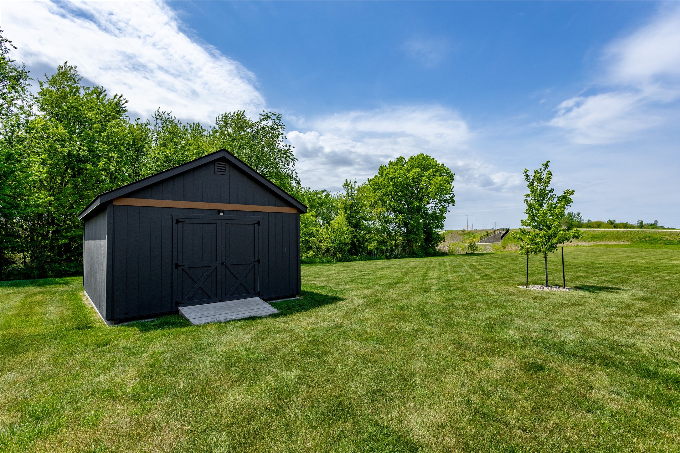 1540 NW Bull Run Court