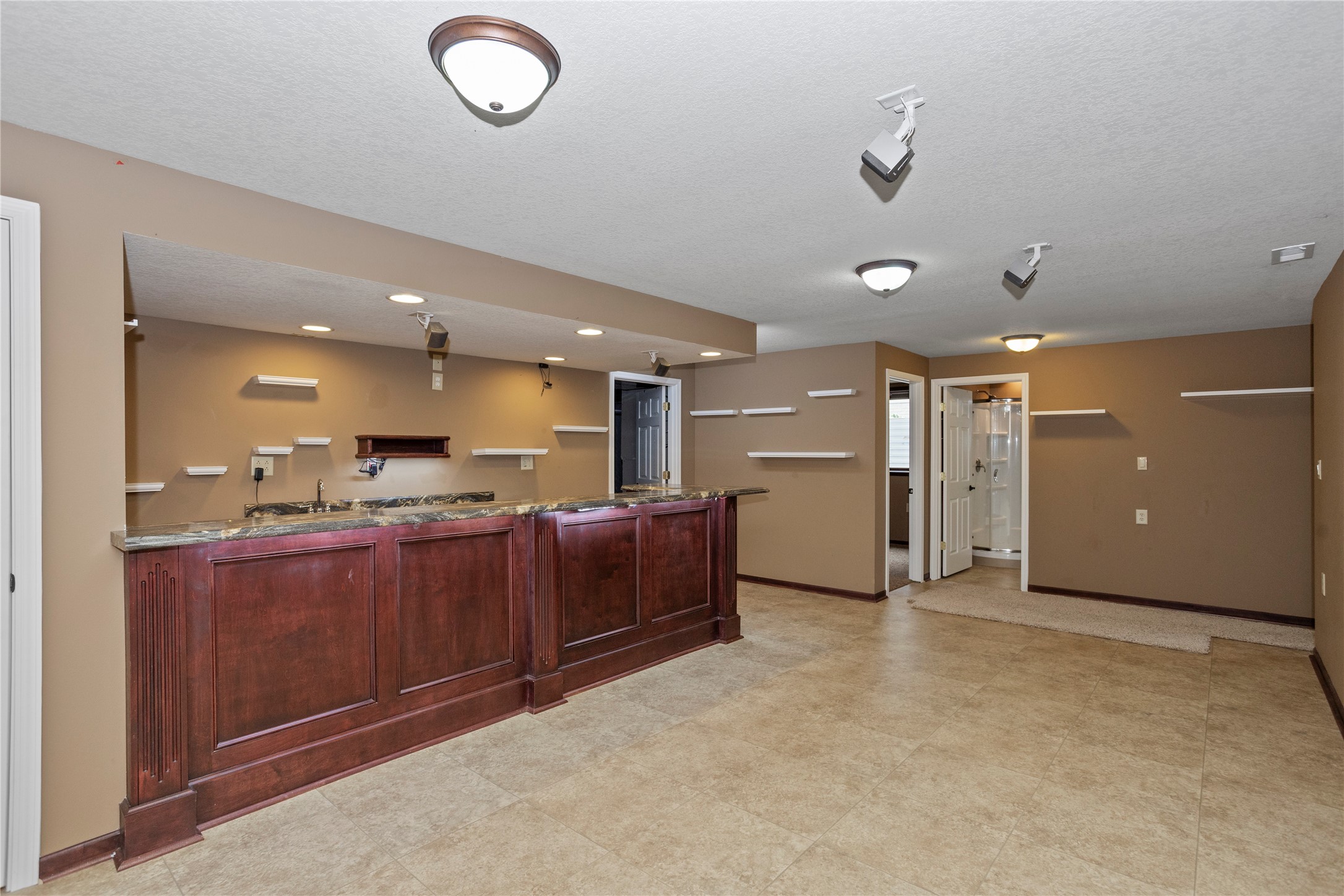 908 SE Trail Ridge Road