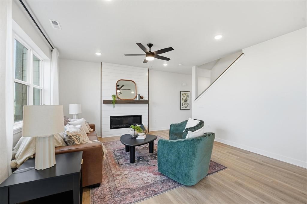 1363 Meadow Rose Place
