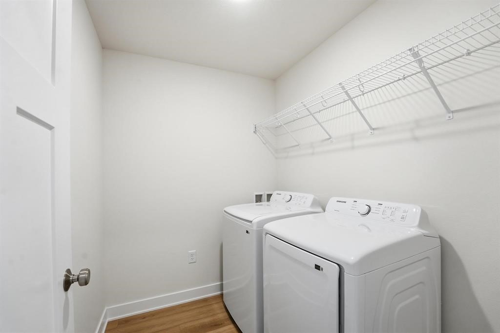 1363 Meadow Rose Place