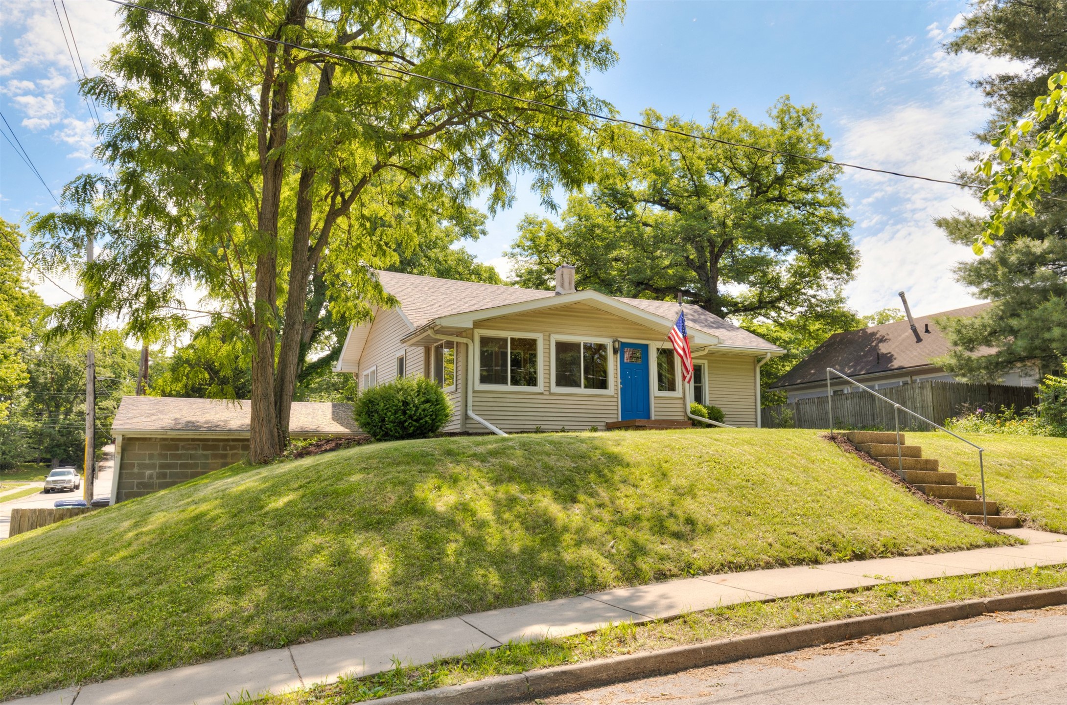 1825 24th Drive