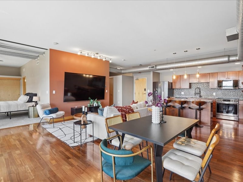 119 4th Street 403