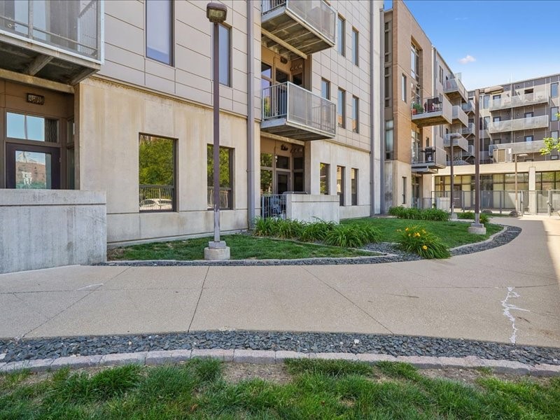 119 4th Street 403