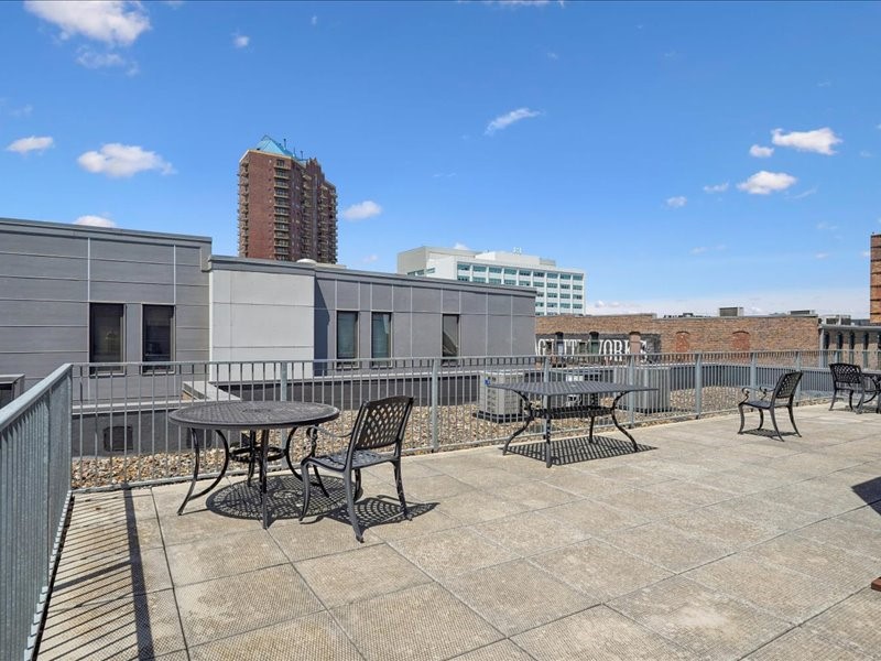 119 4th Street 403