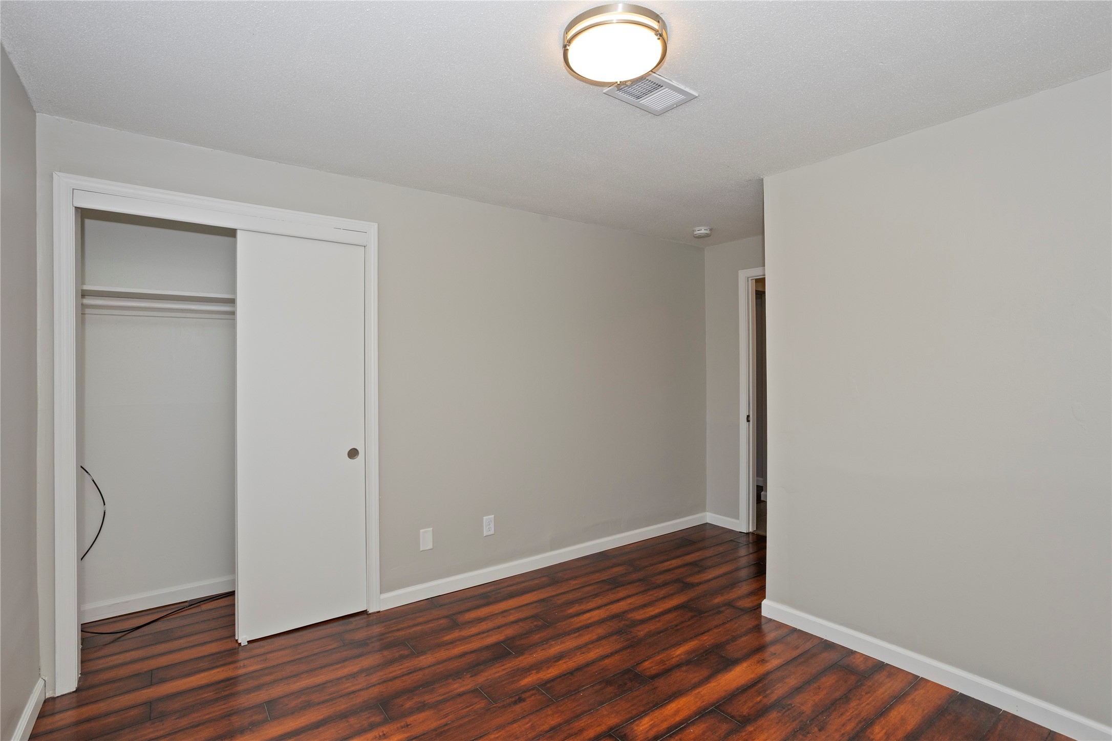 5107 SW 16th Place