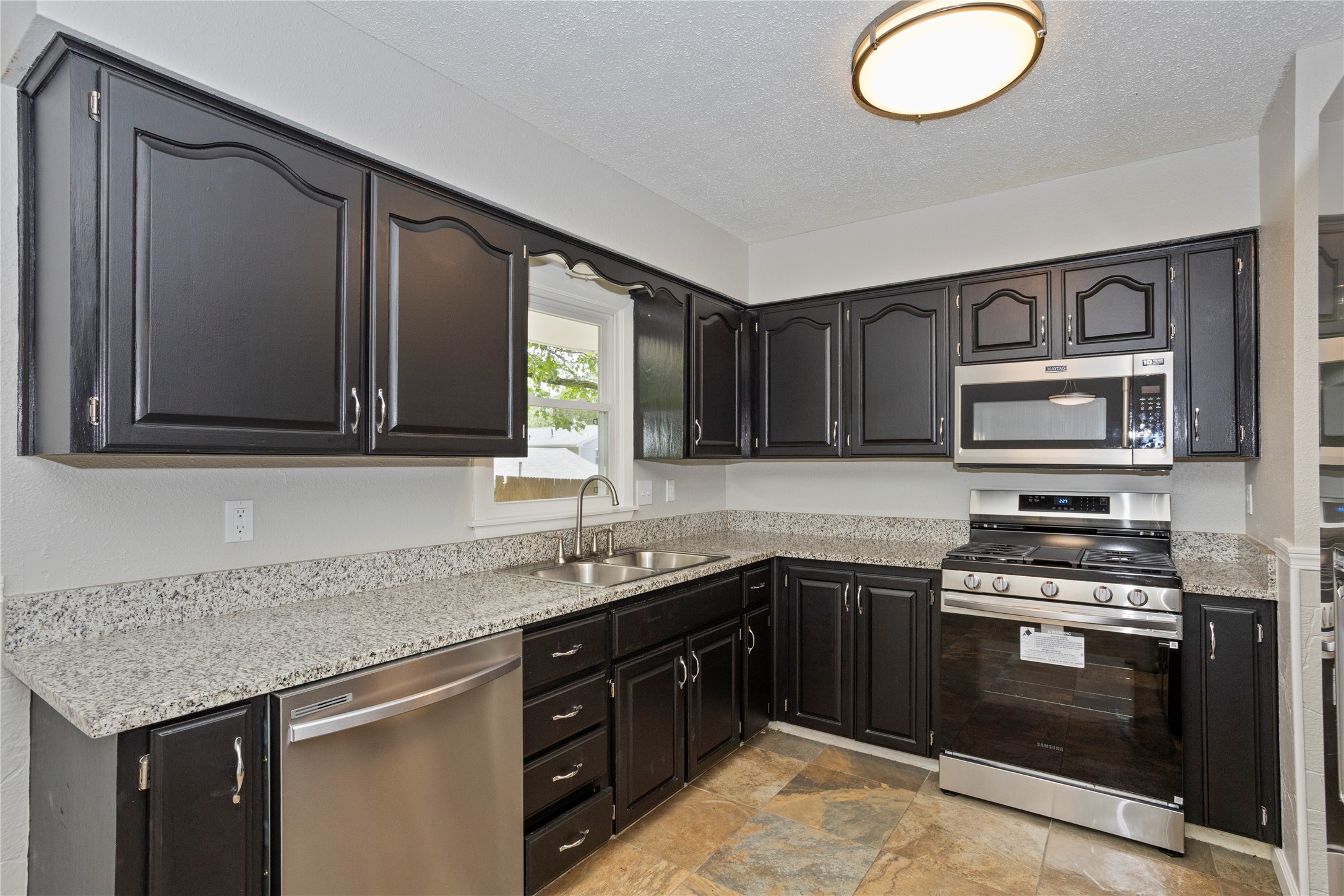 5107 SW 16th Place