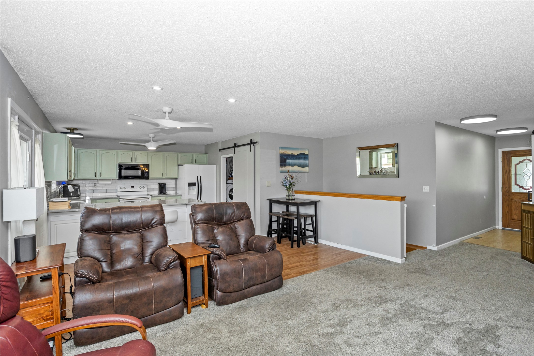 2519 Grand River Drive