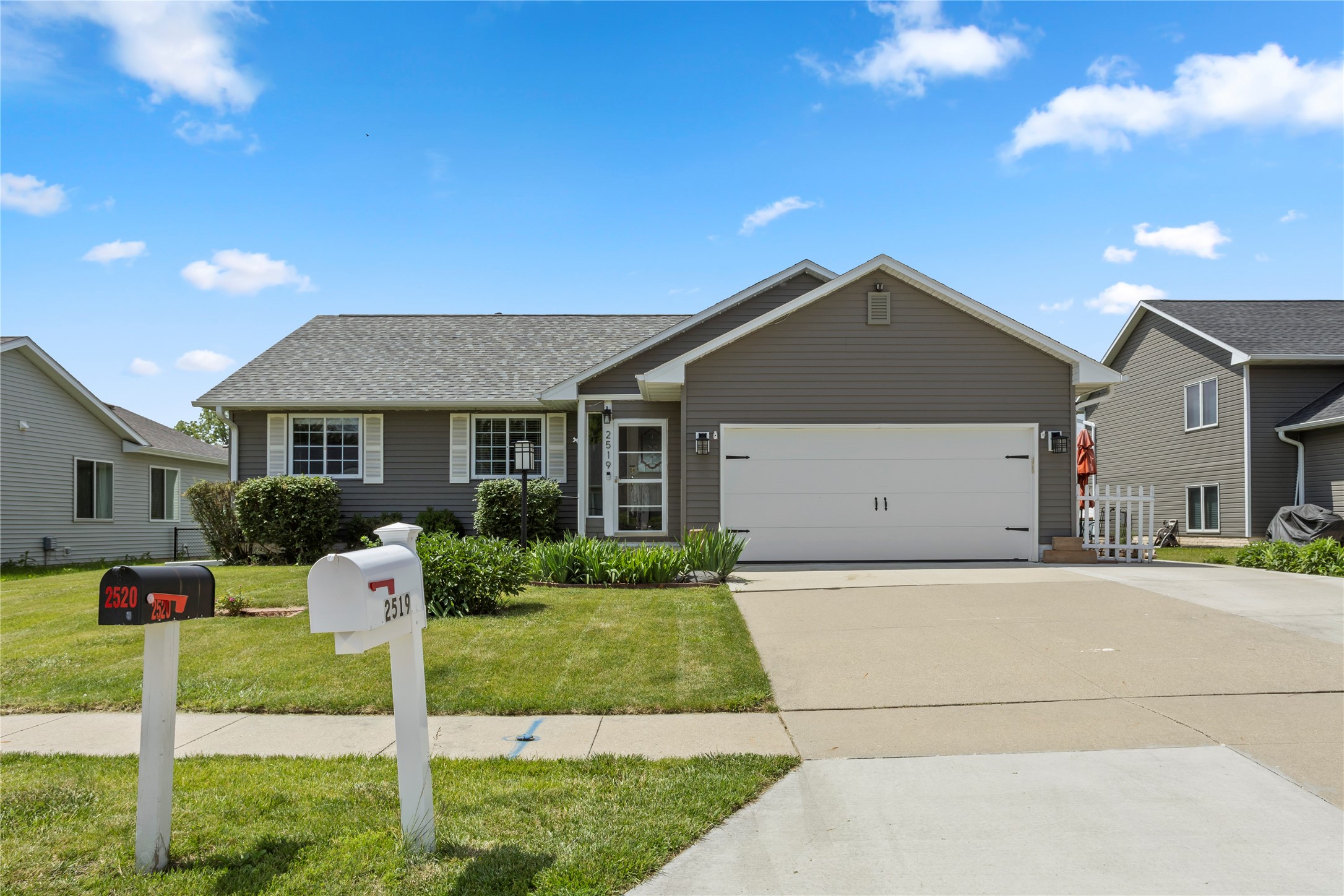2519 Grand River Drive
