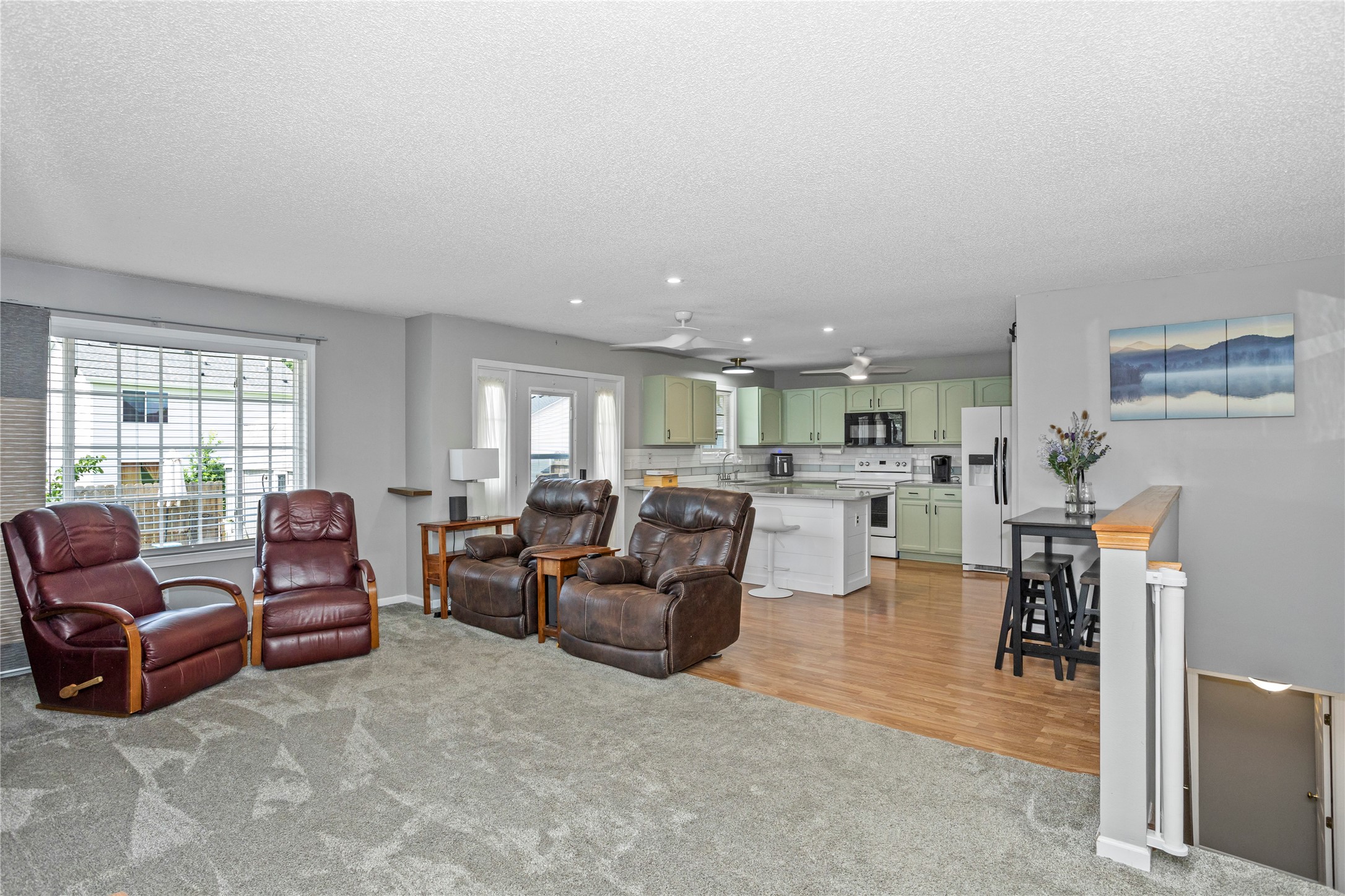 2519 Grand River Drive