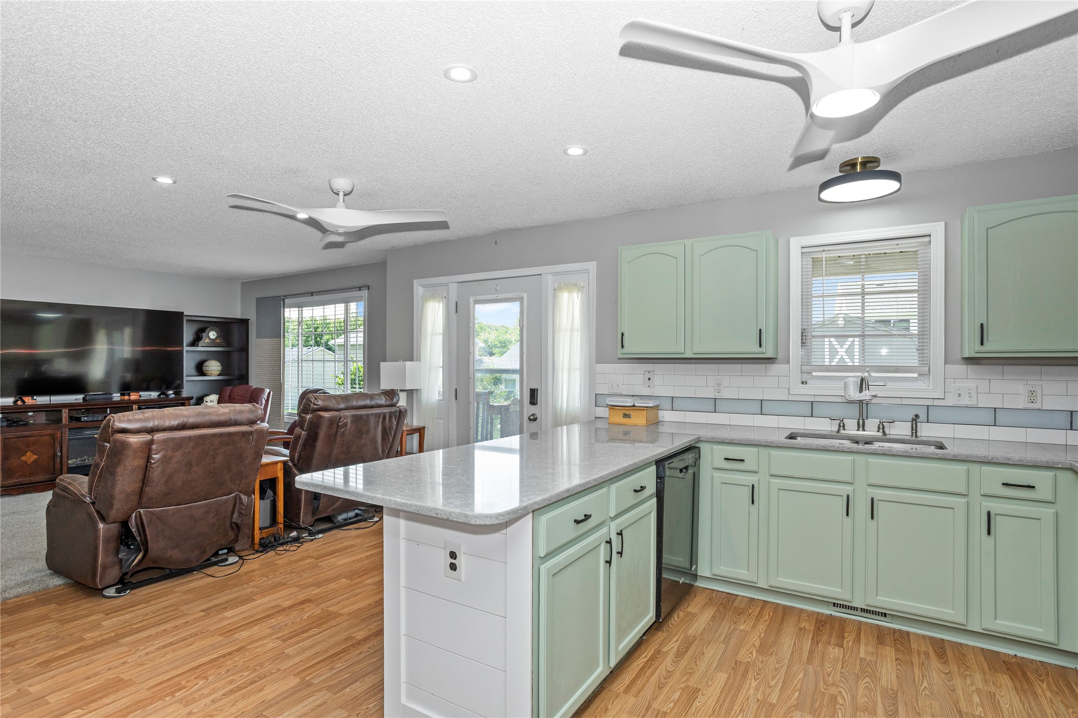 2519 Grand River Drive