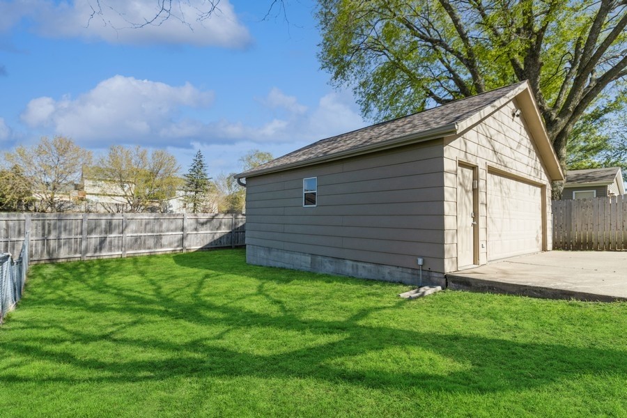 116 S 50th Court