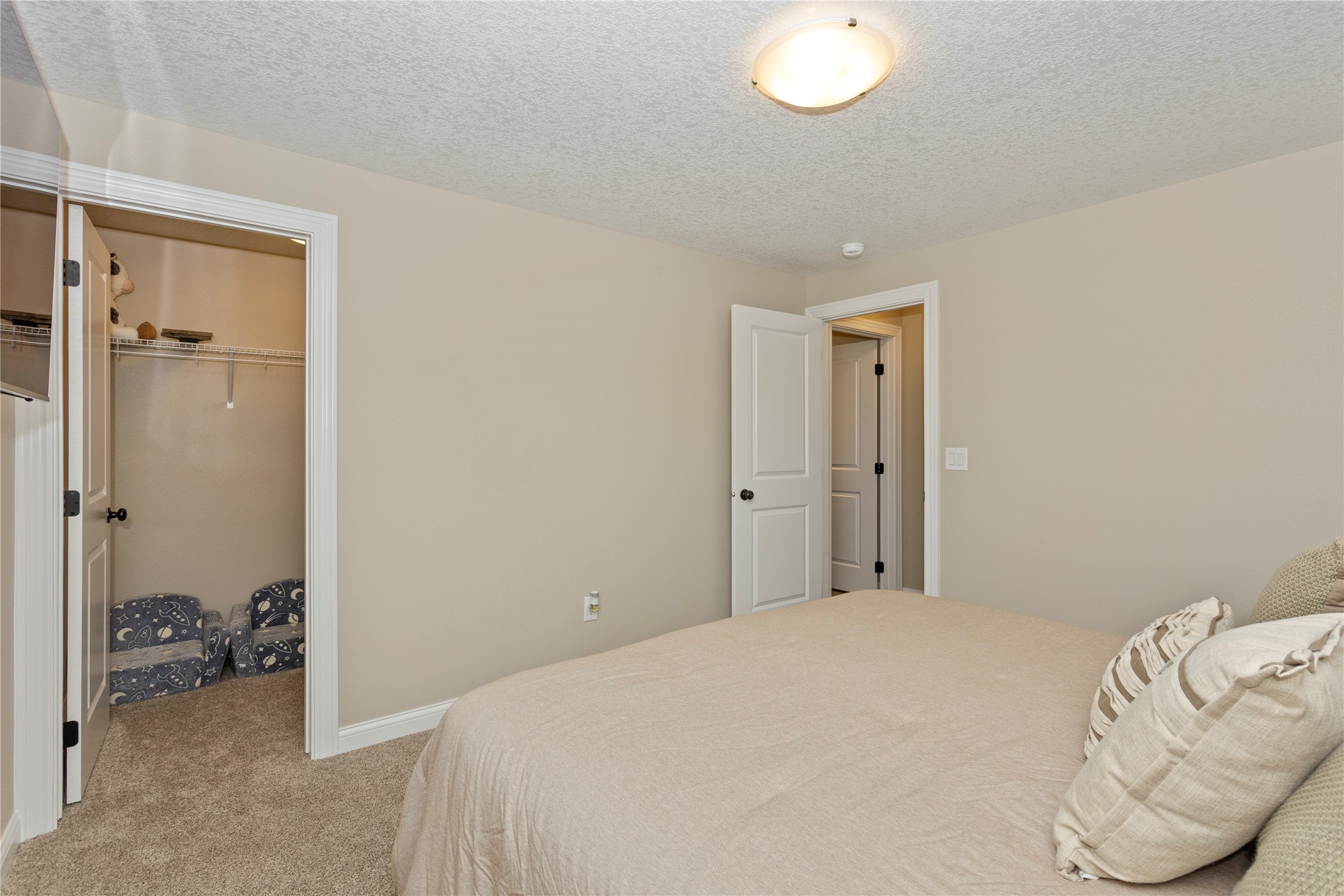 10041 Powell Avenue