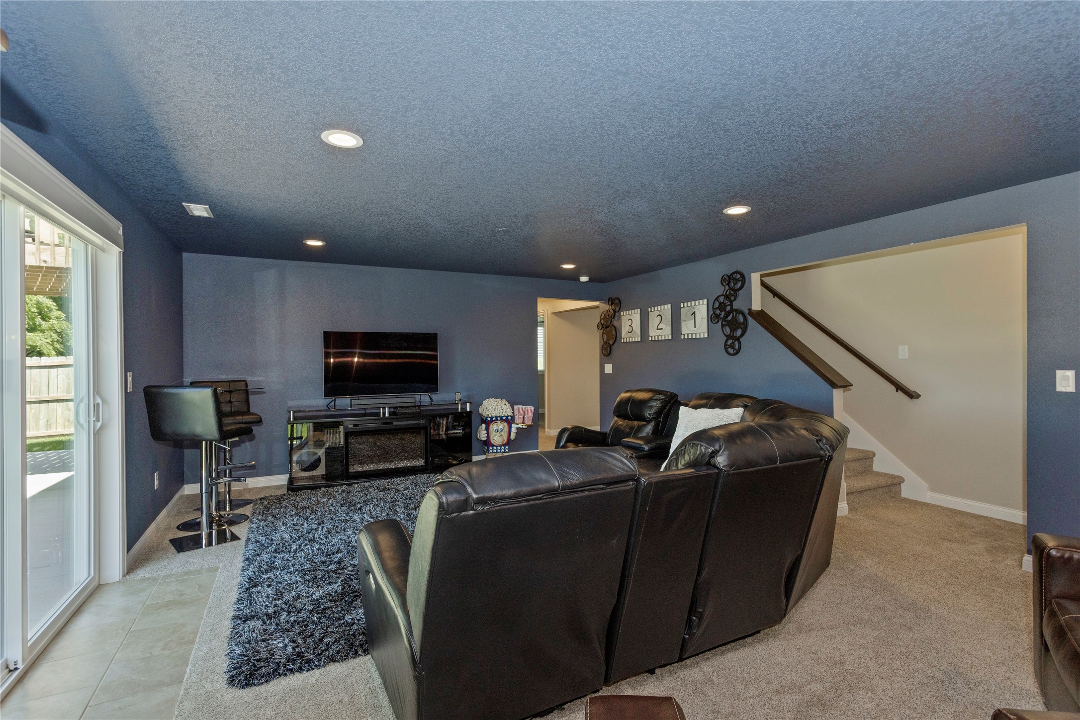 10041 Powell Avenue