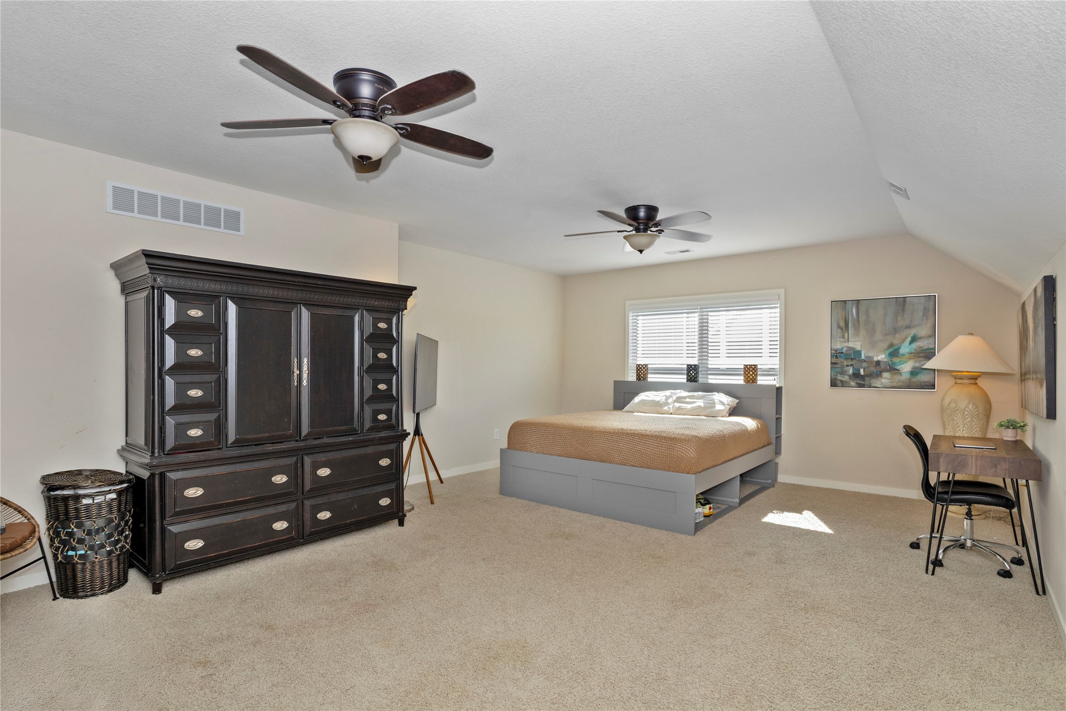 7876 Beechtree Lane