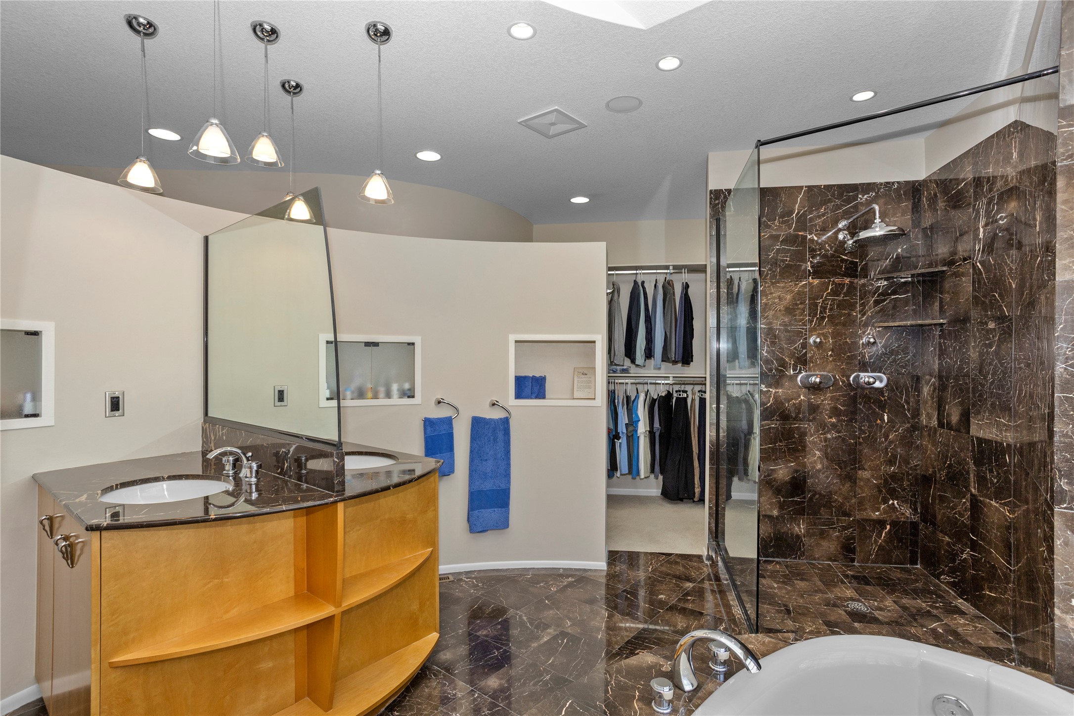 13543 Village Court