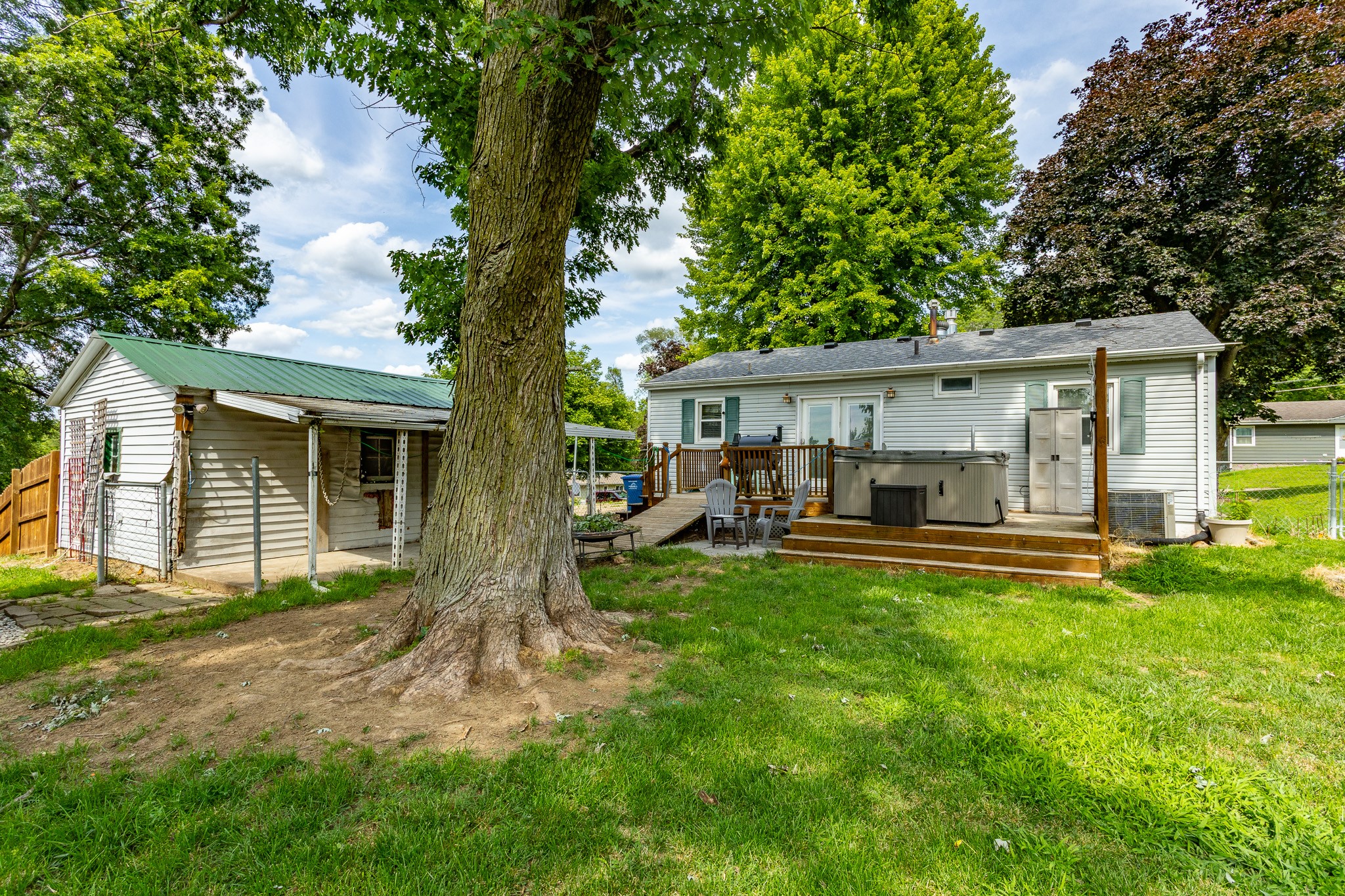 7610 SW 9th Place
