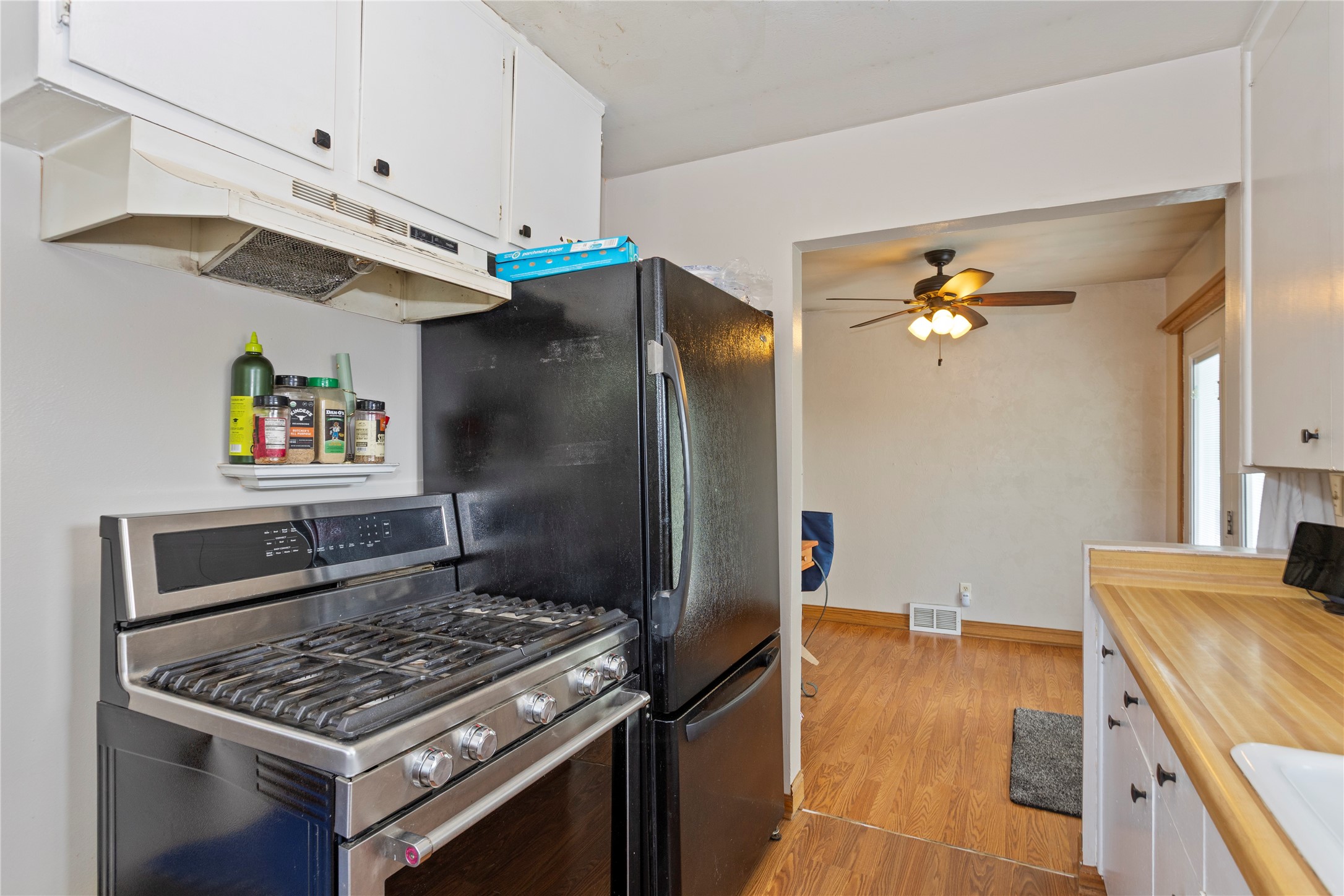 7610 SW 9th Place