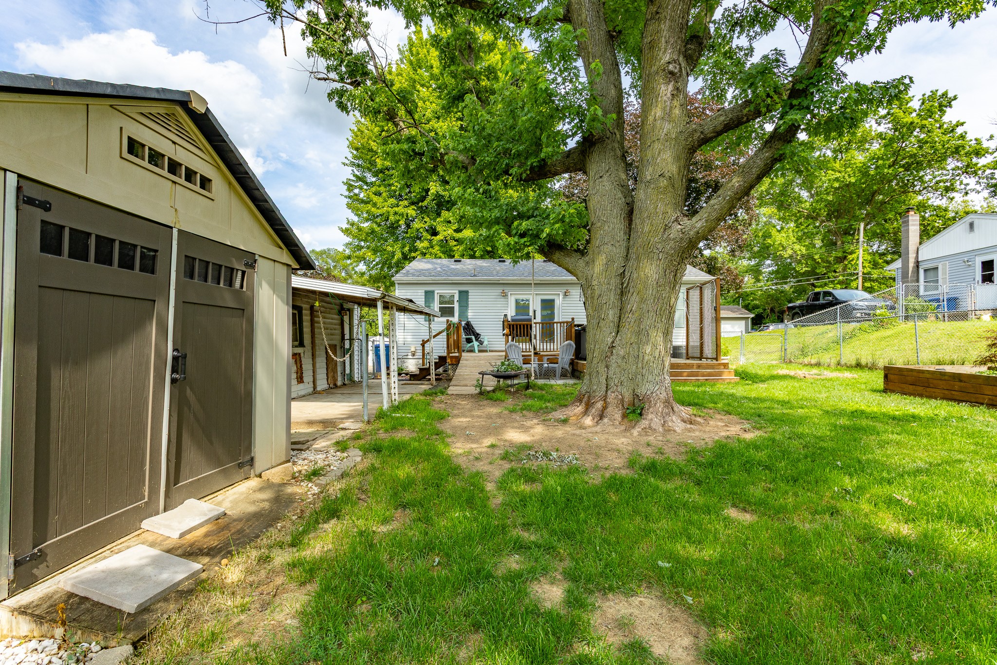 7610 SW 9th Place